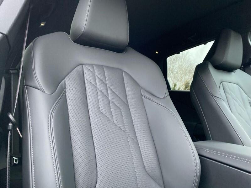 BMW X3 view 26