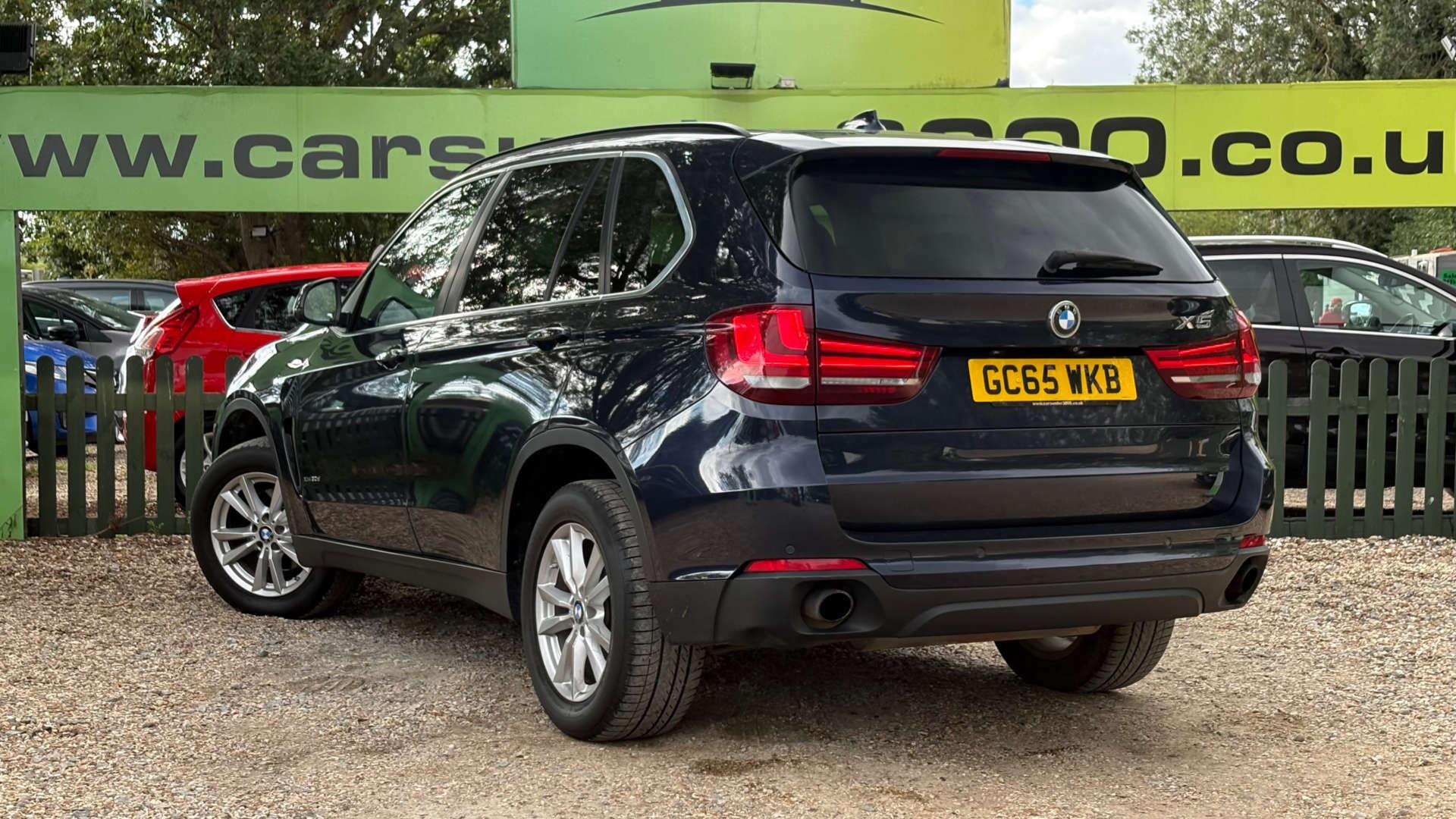 BMW X5 view 10