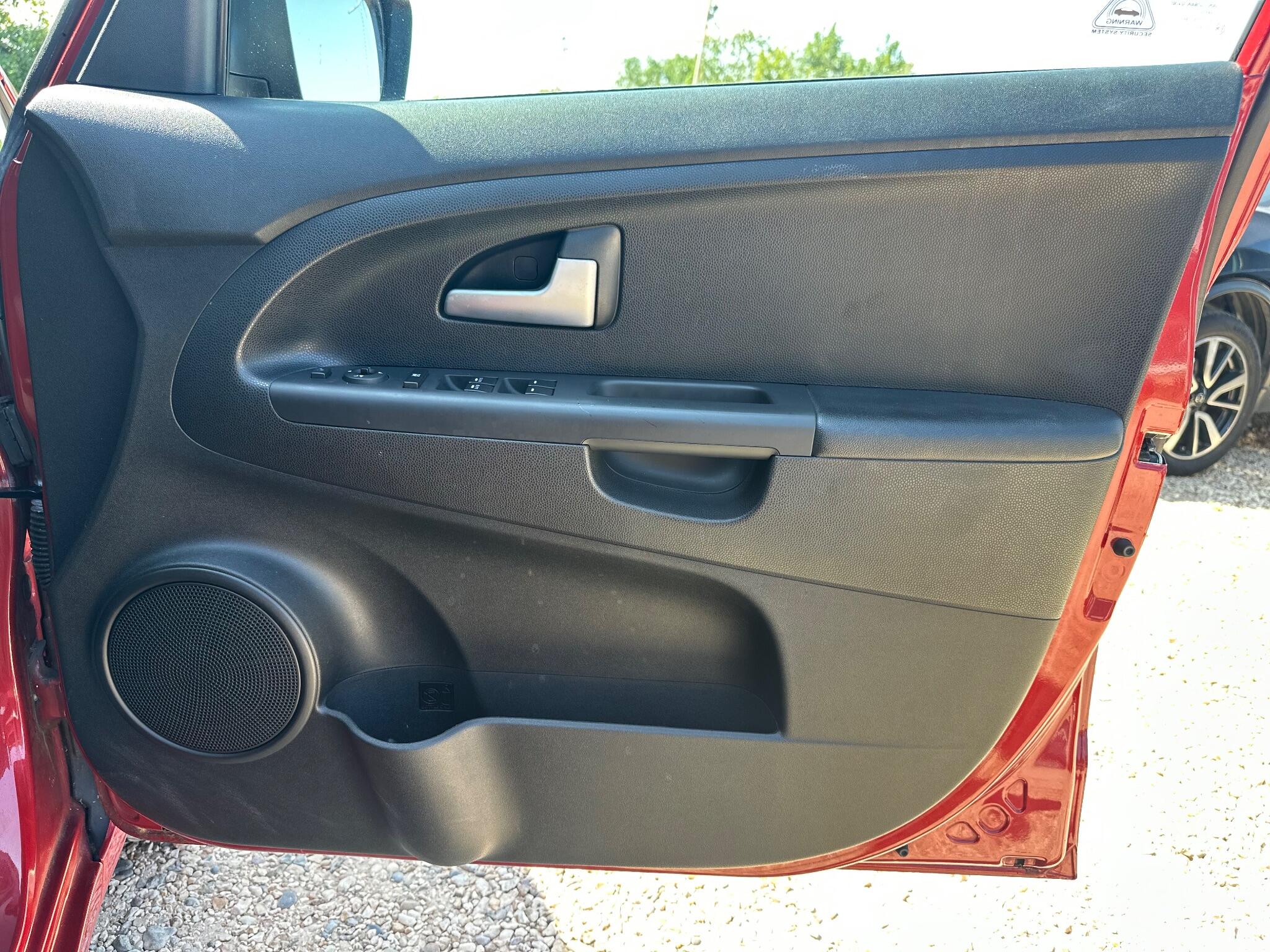 Kia Venga view 50