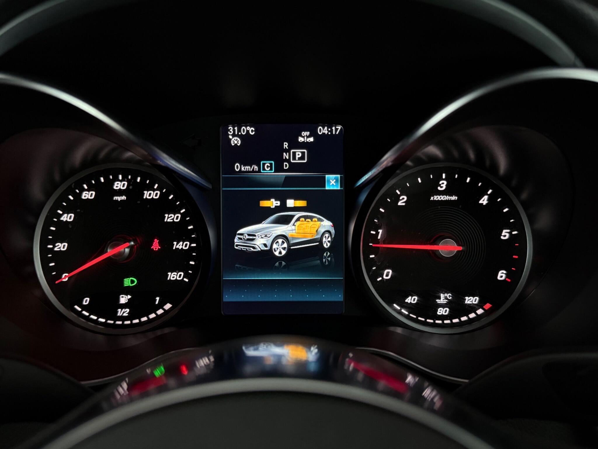 Mercedes-Benz GLC view 16