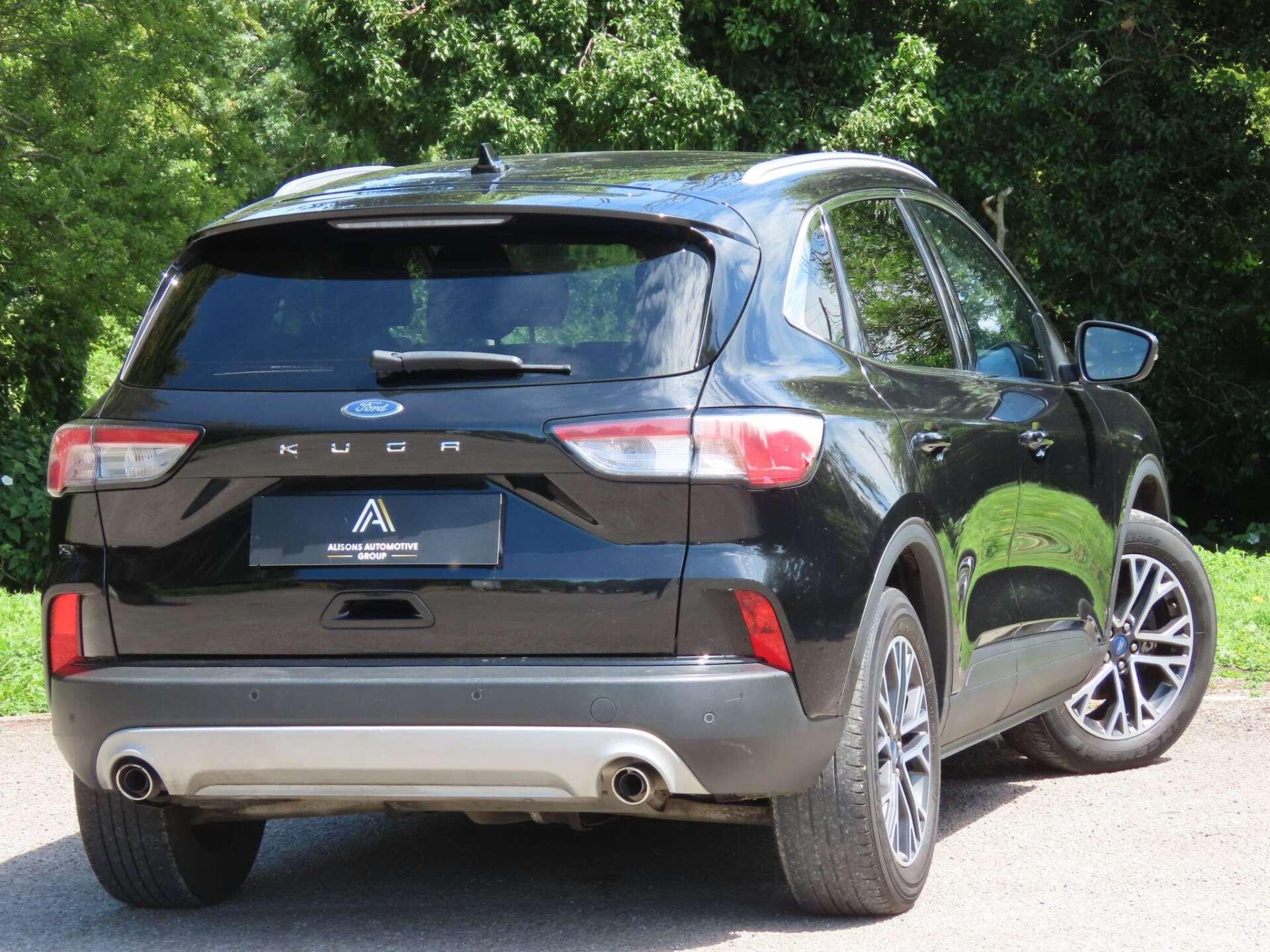Ford Kuga view 4