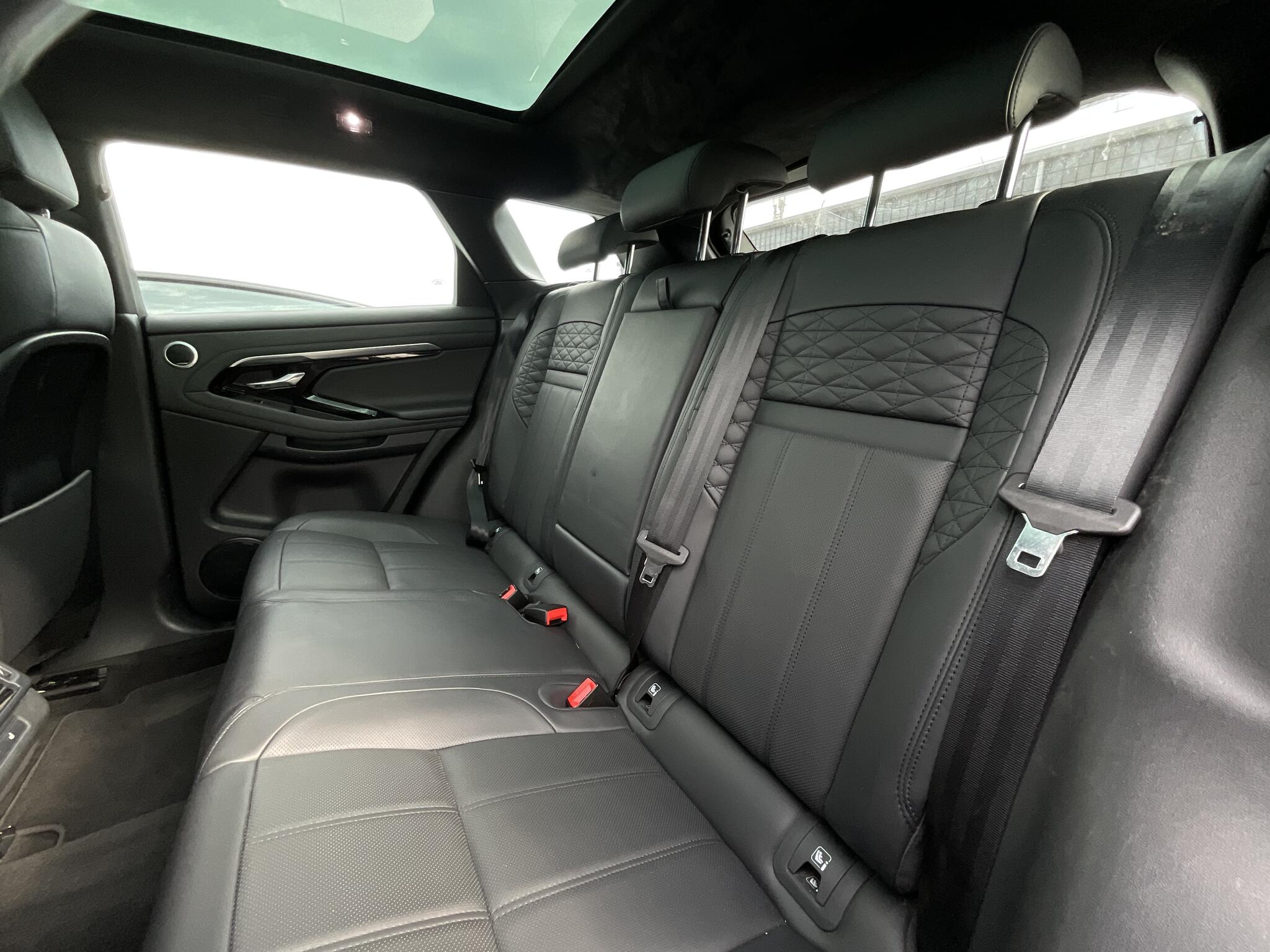 Land Rover Range Rover Evoque view 14