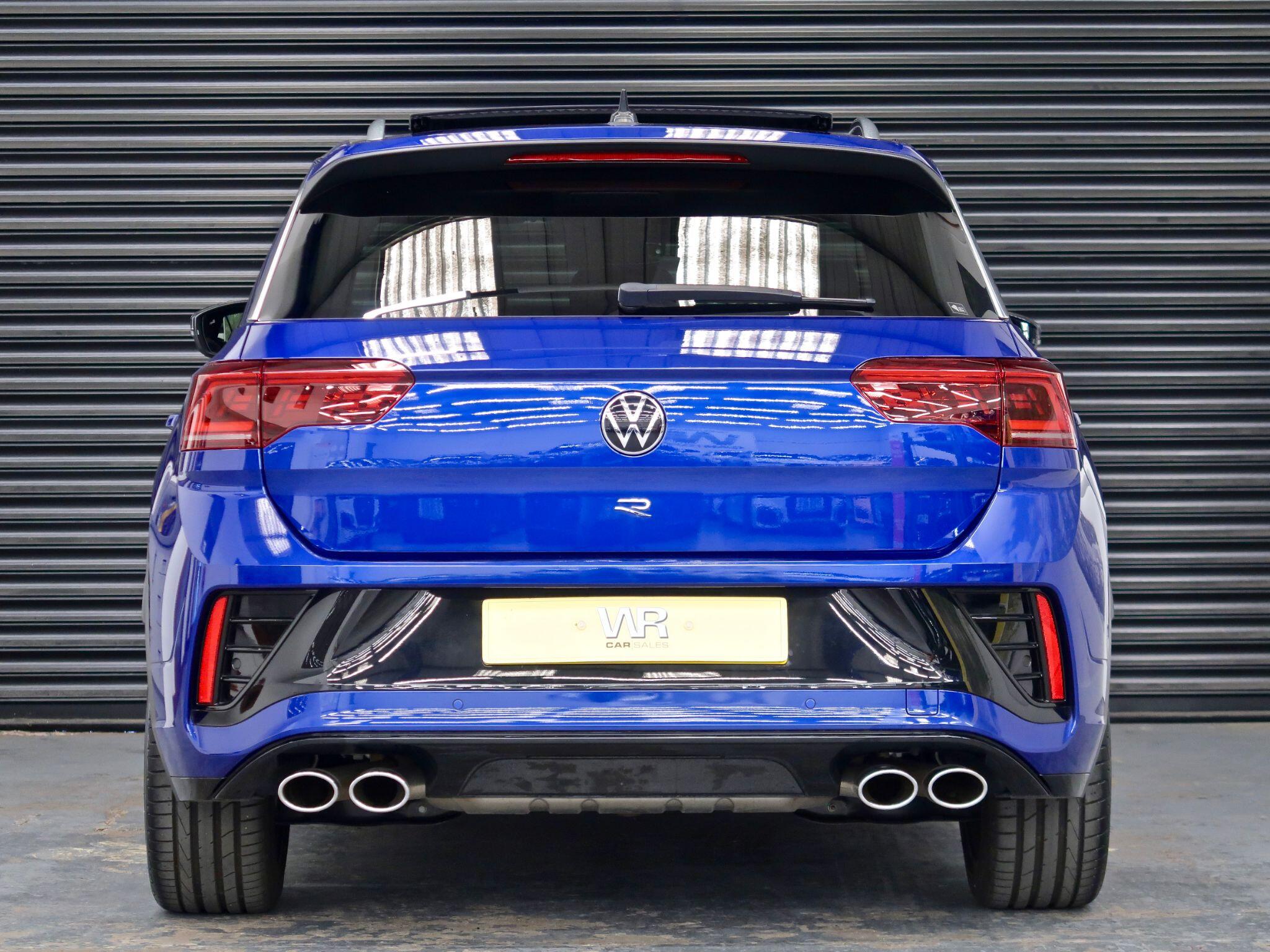 Volkswagen T-Roc view 5