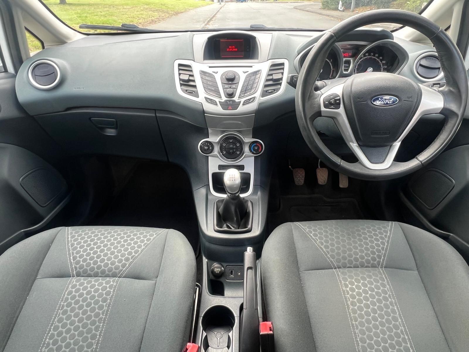 Ford Fiesta view 20