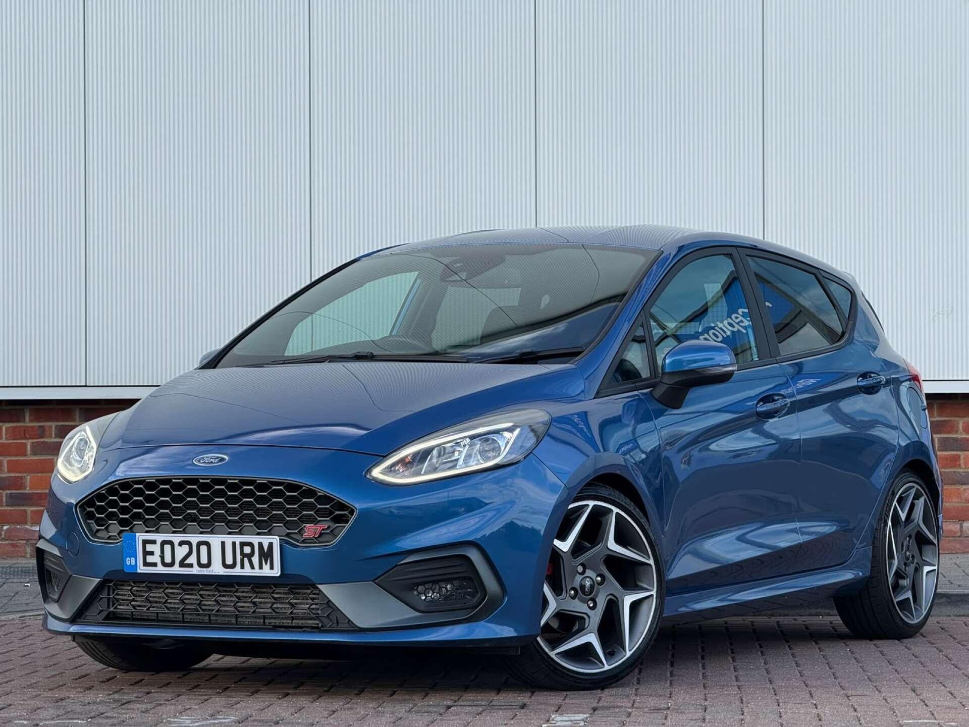Ford Fiesta view 3