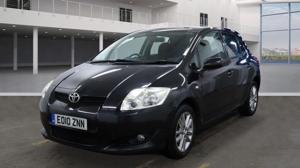 Toyota Auris view 2