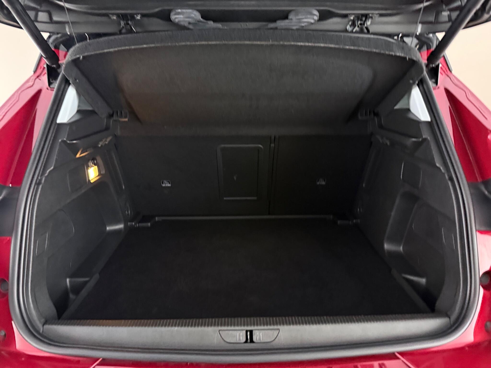 Vauxhall Grandland view 29