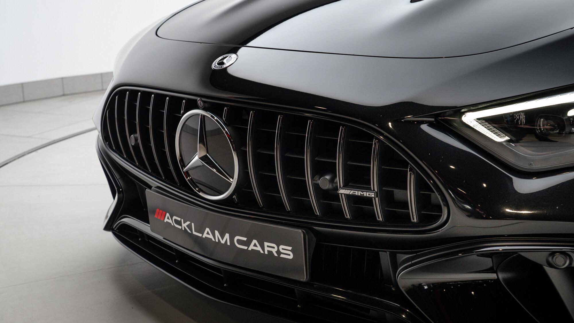 Mercedes-Benz SL view 16