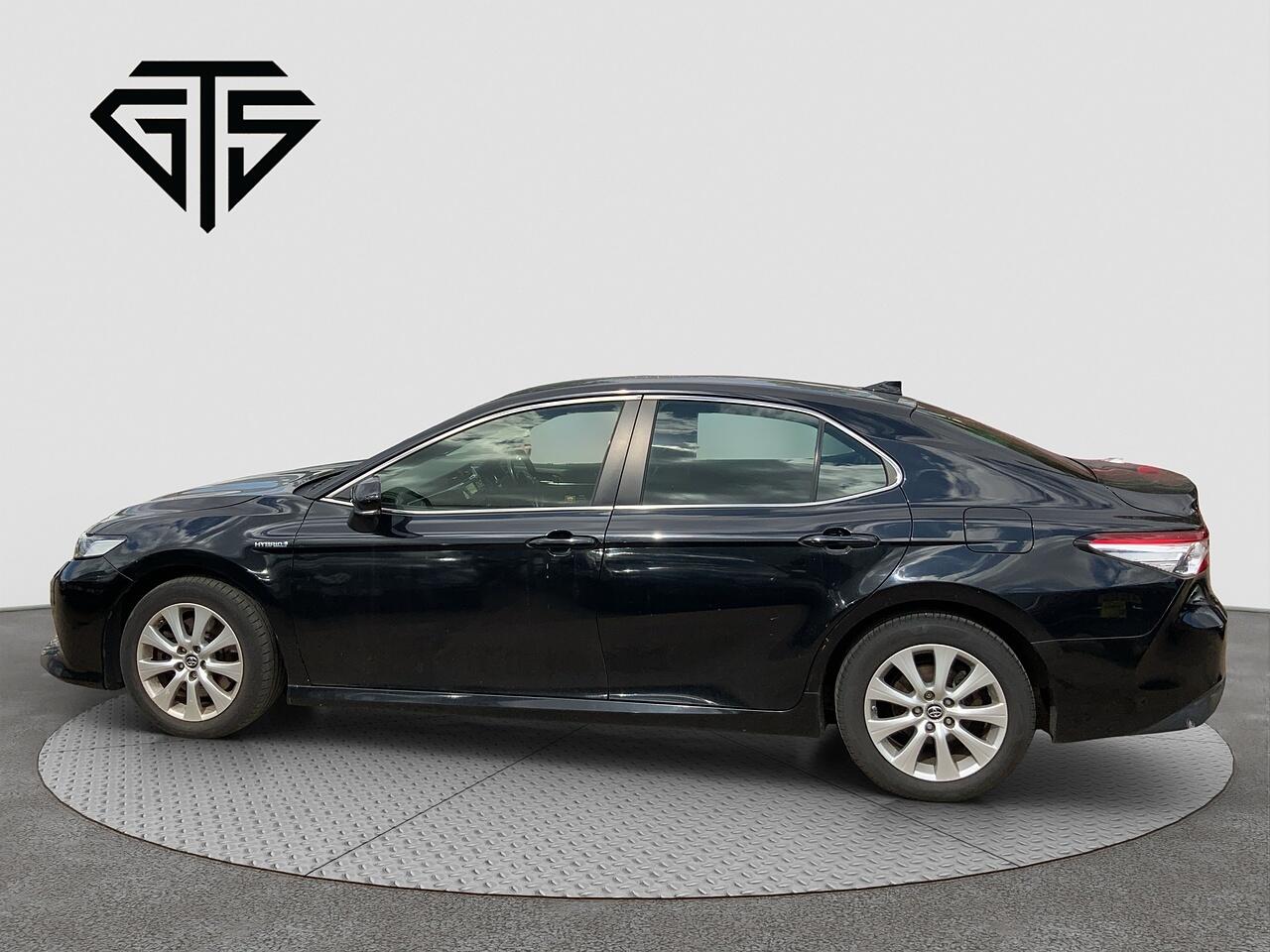 Toyota Camry view 7