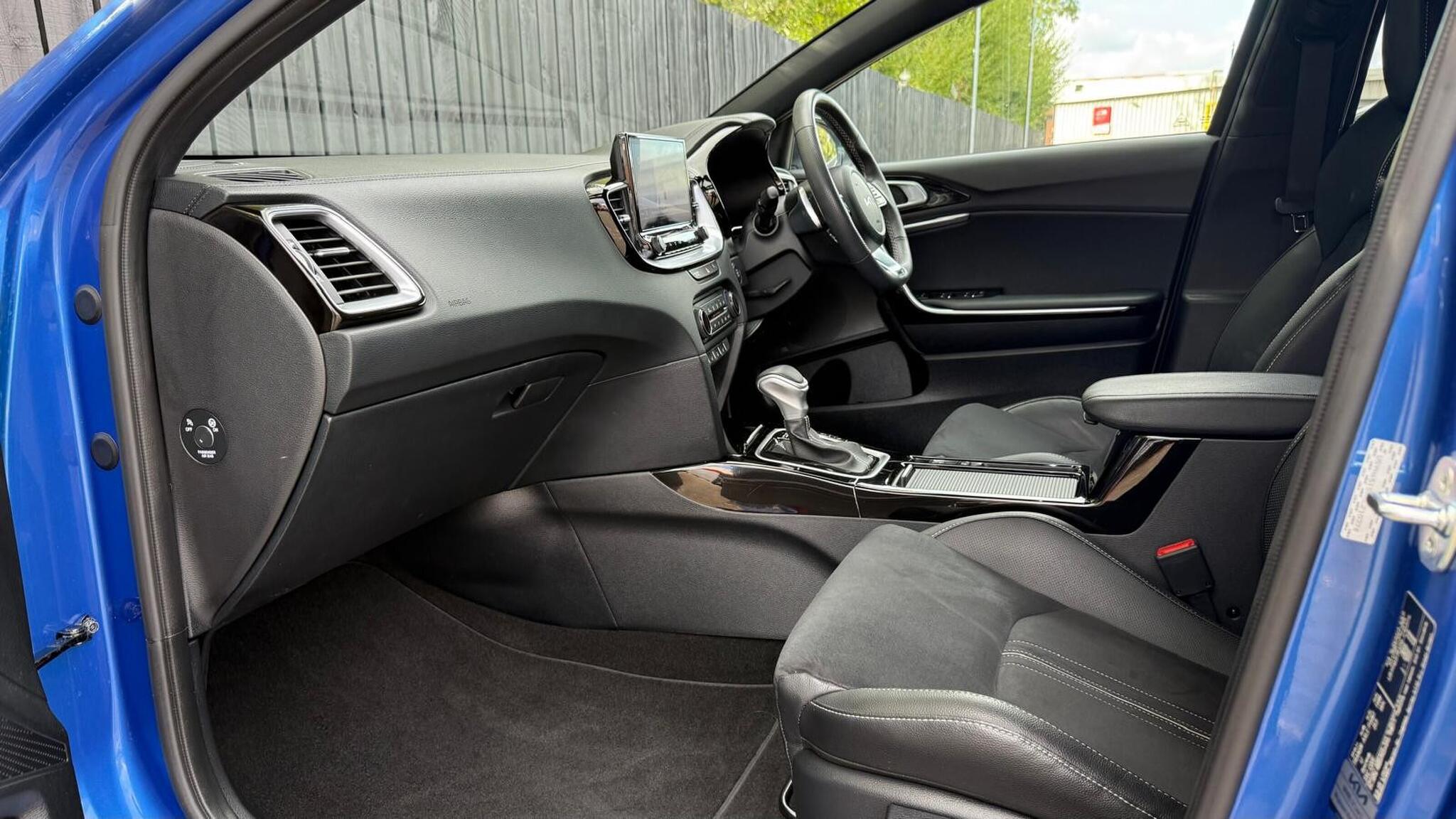 Kia Ceed view 24