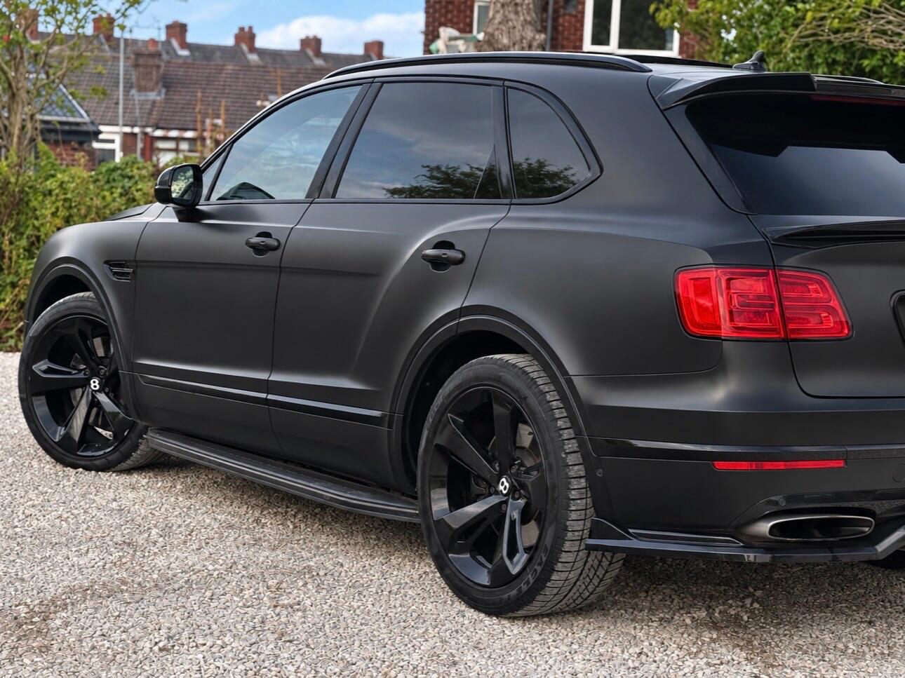 Bentley Bentayga view 76