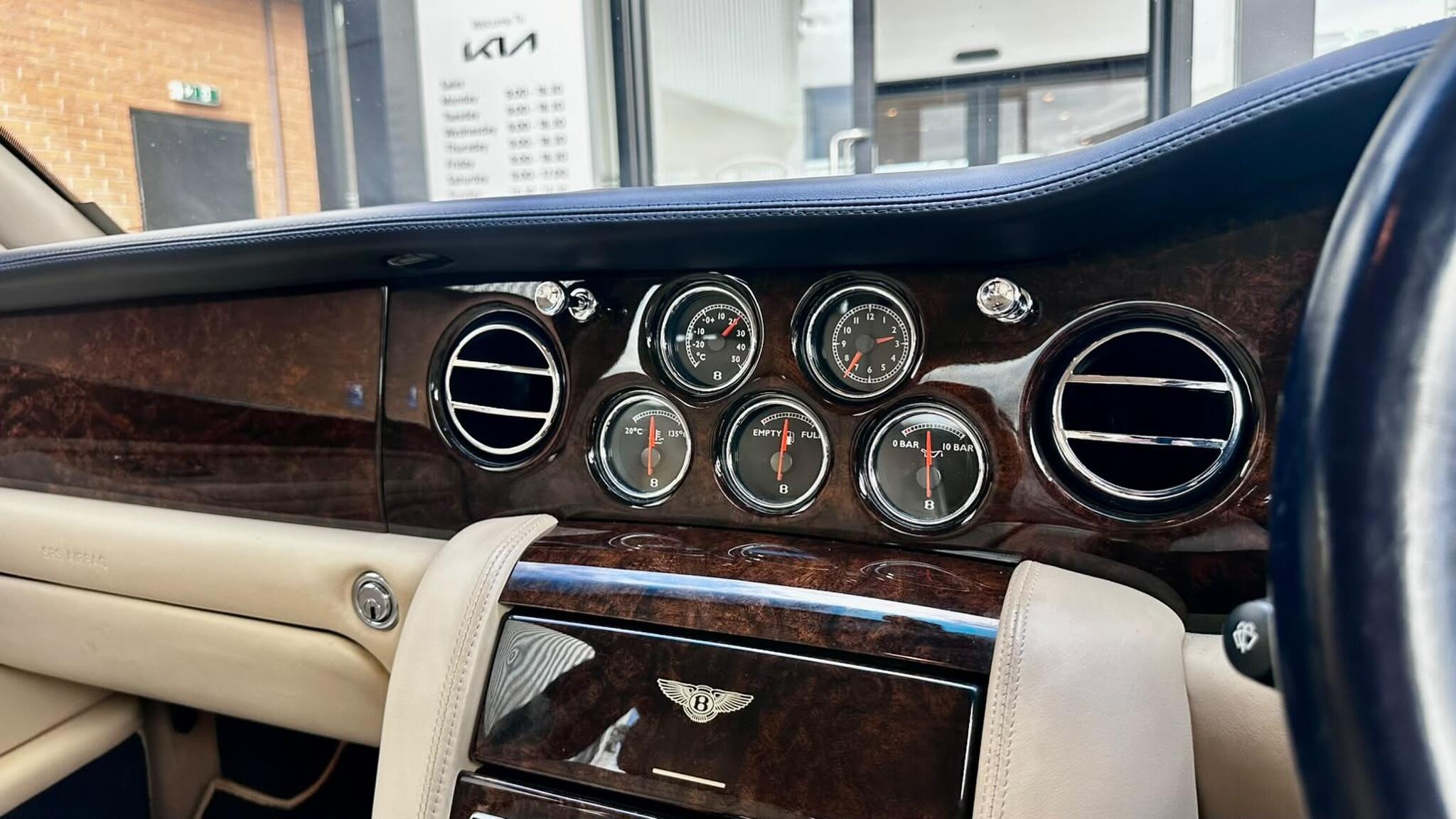 Bentley Arnage view 56