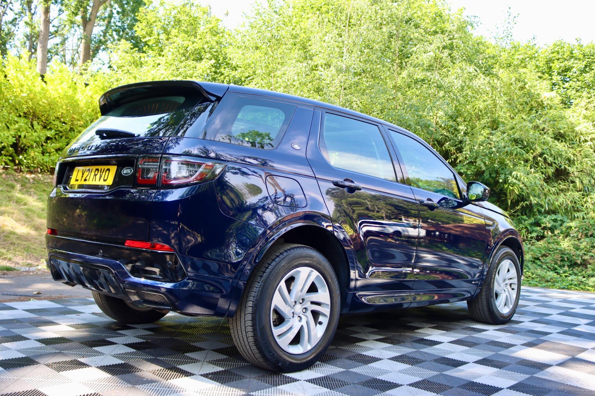 Land Rover Discovery Sport view 23