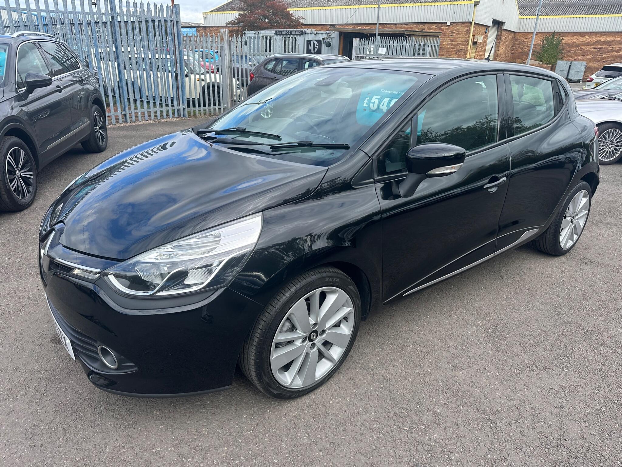 Renault Clio view 3
