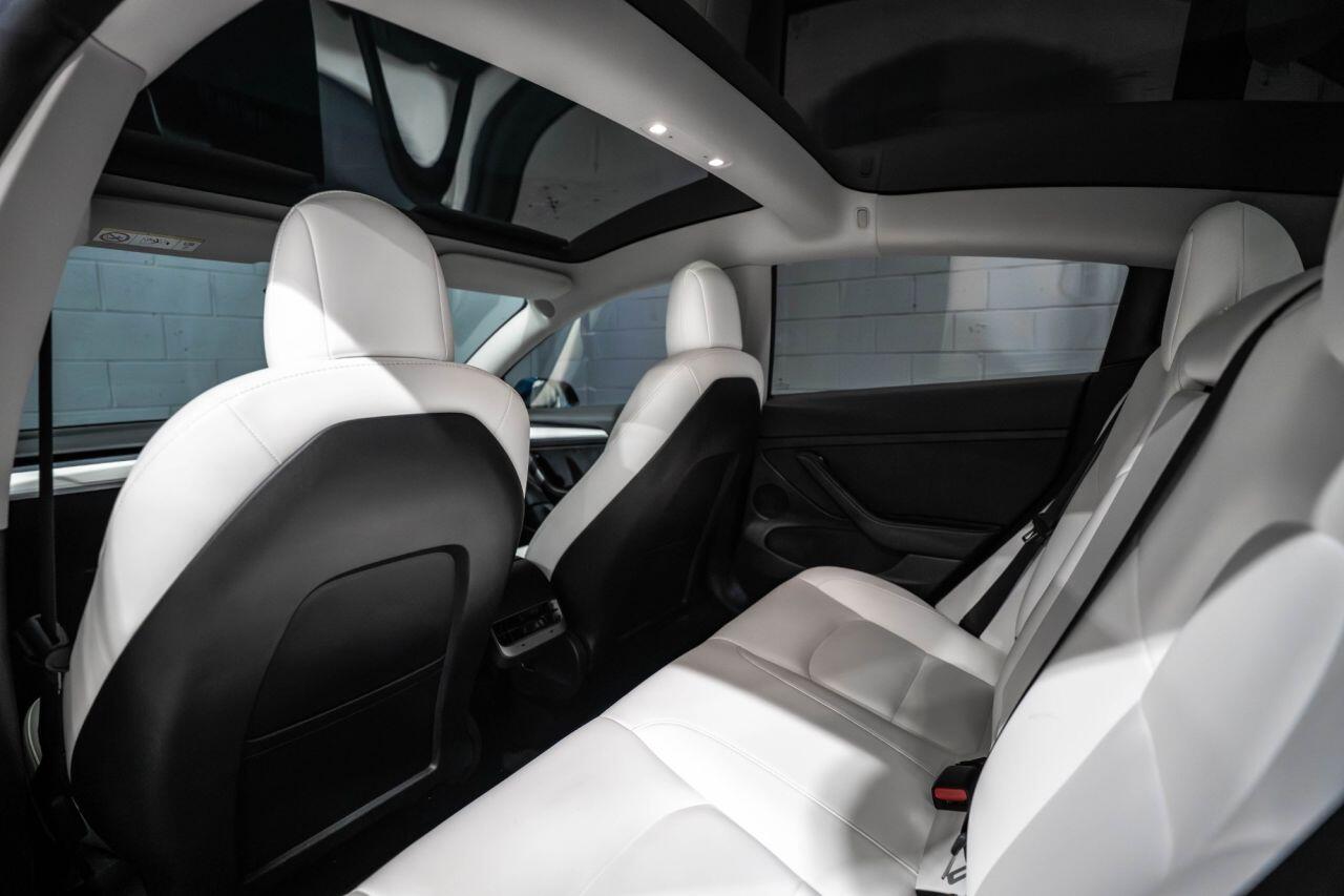 Tesla Model 3 view 19