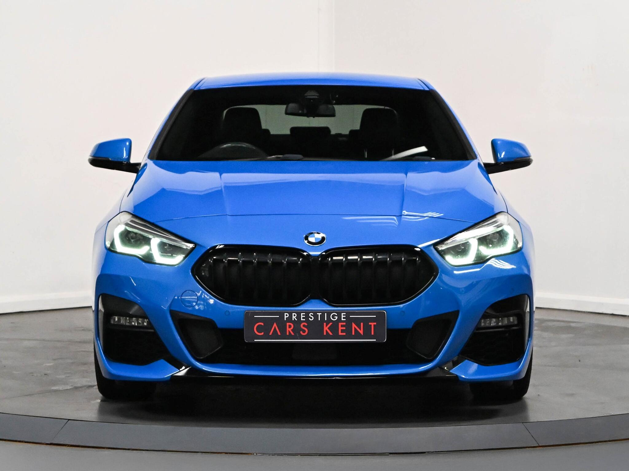 BMW 2 Series view 21