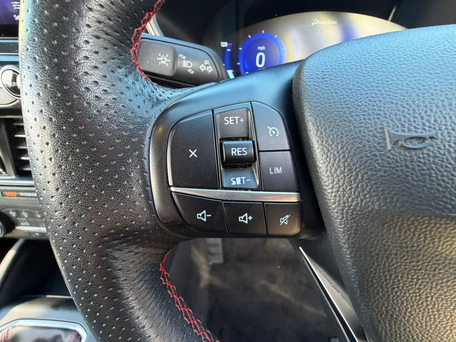 Ford Kuga view 22