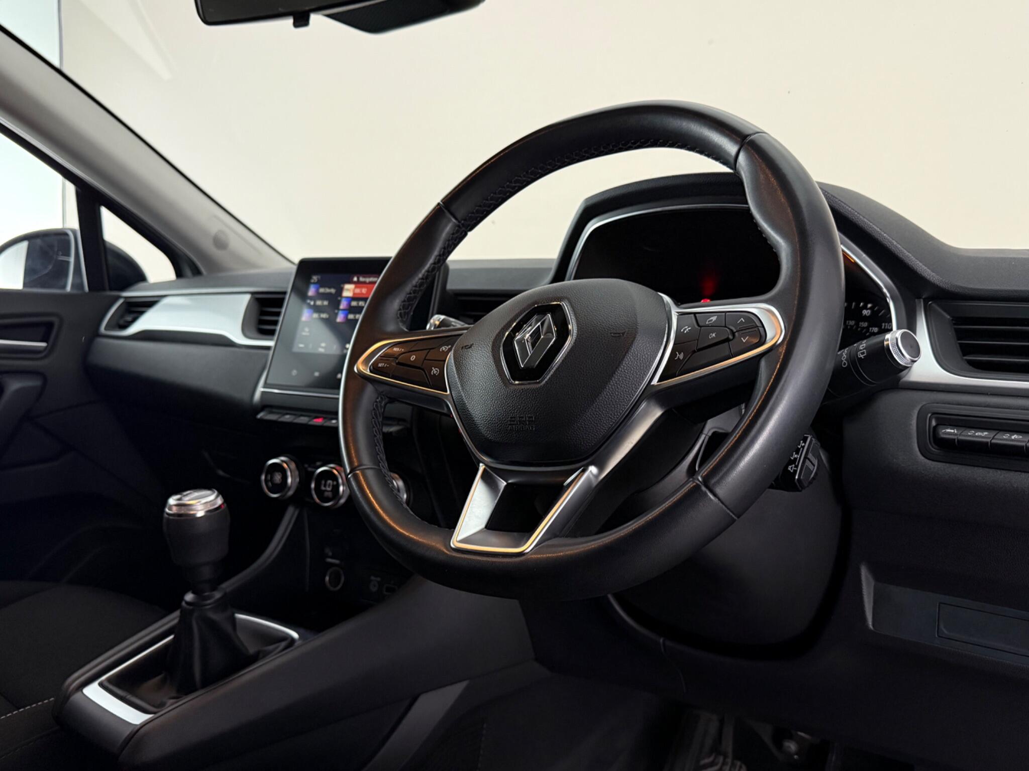 Renault Captur view 3