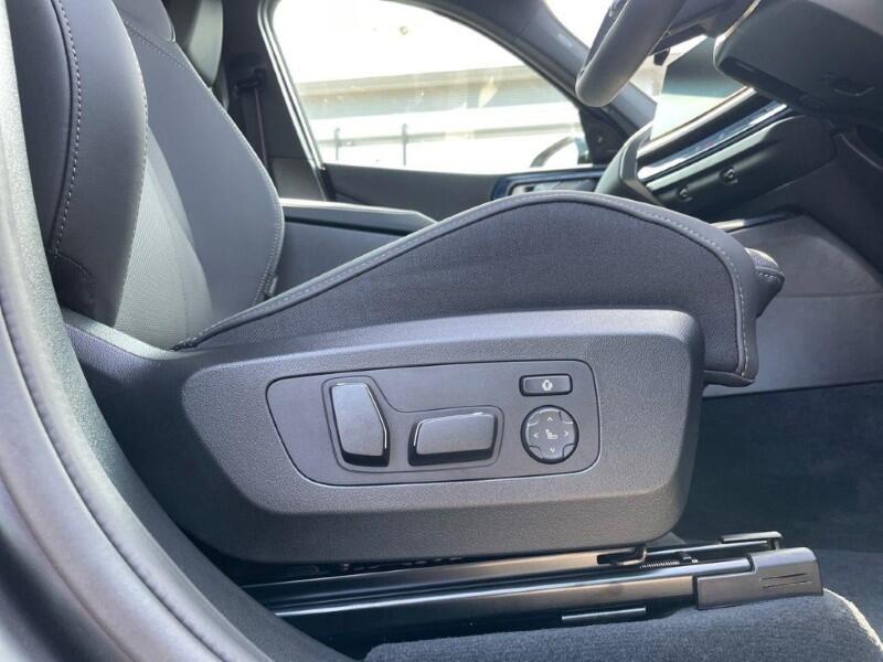 BMW X3 view 25