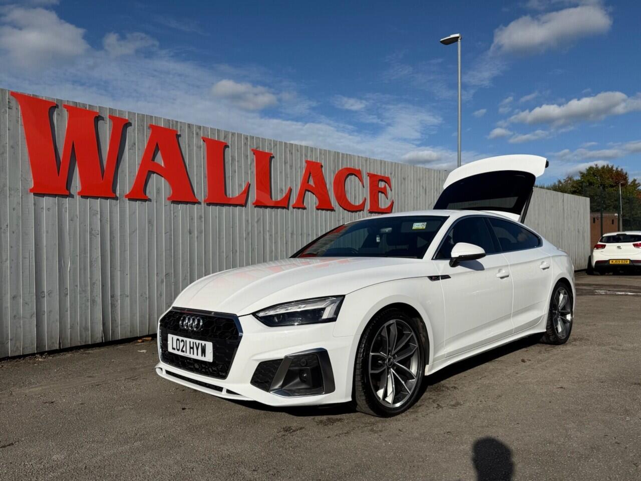 Audi A5 view 16
