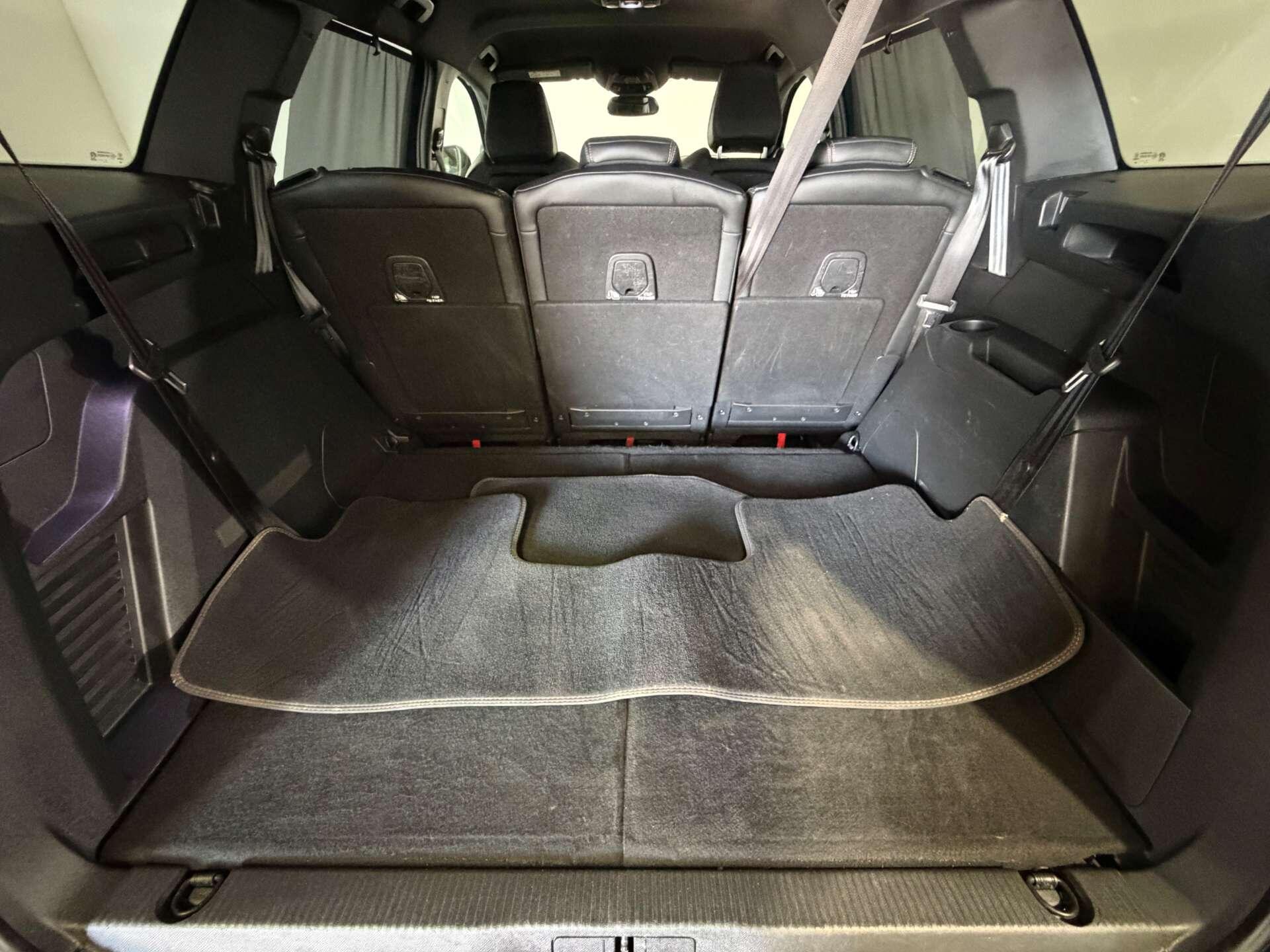 Peugeot 5008 view 21