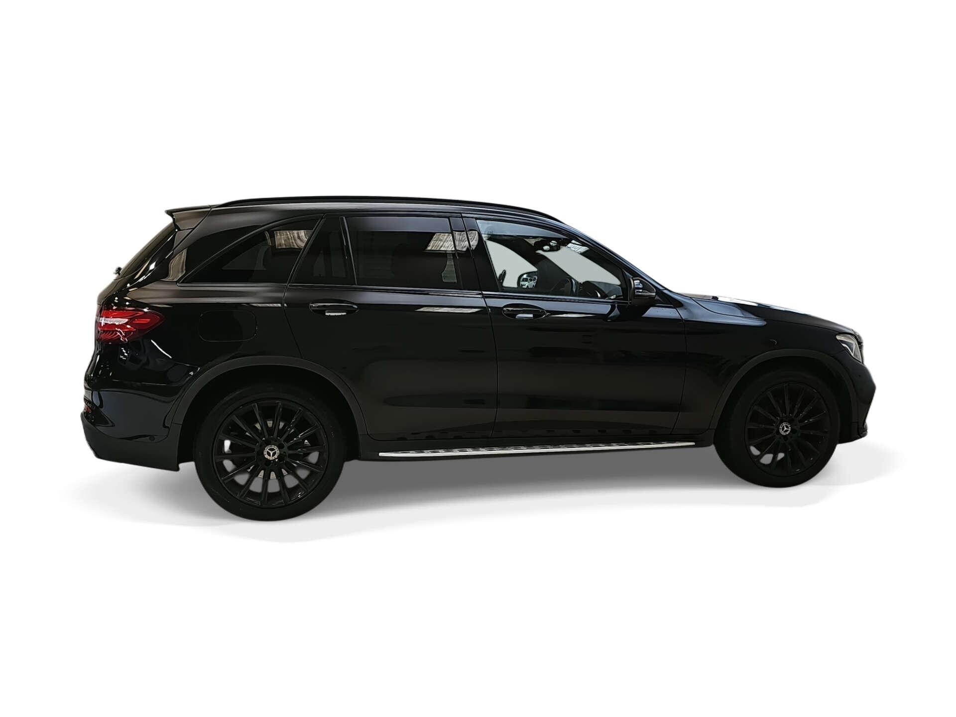 Mercedes-Benz GLC view 2