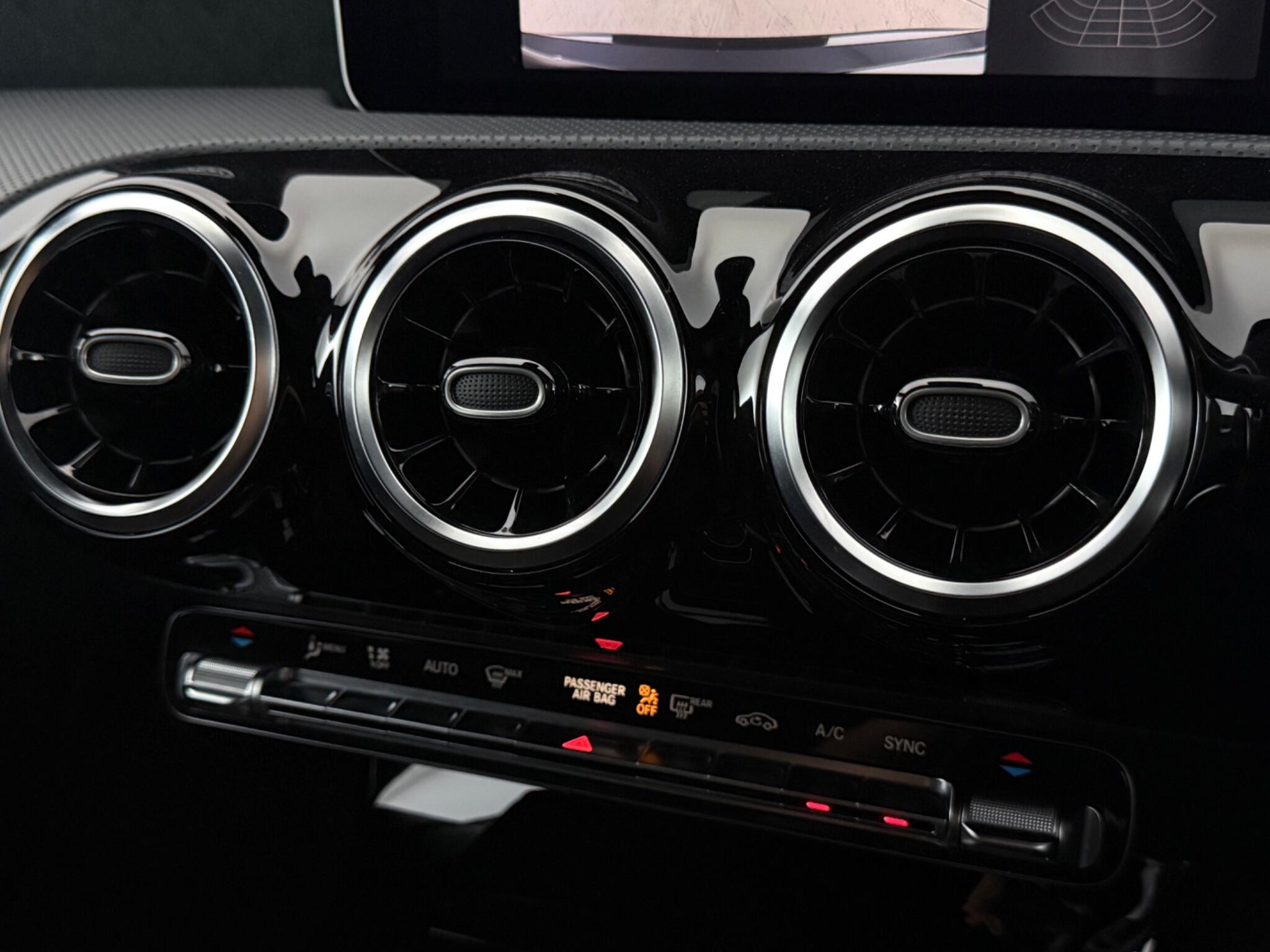 Mercedes-Benz A-Class view 24