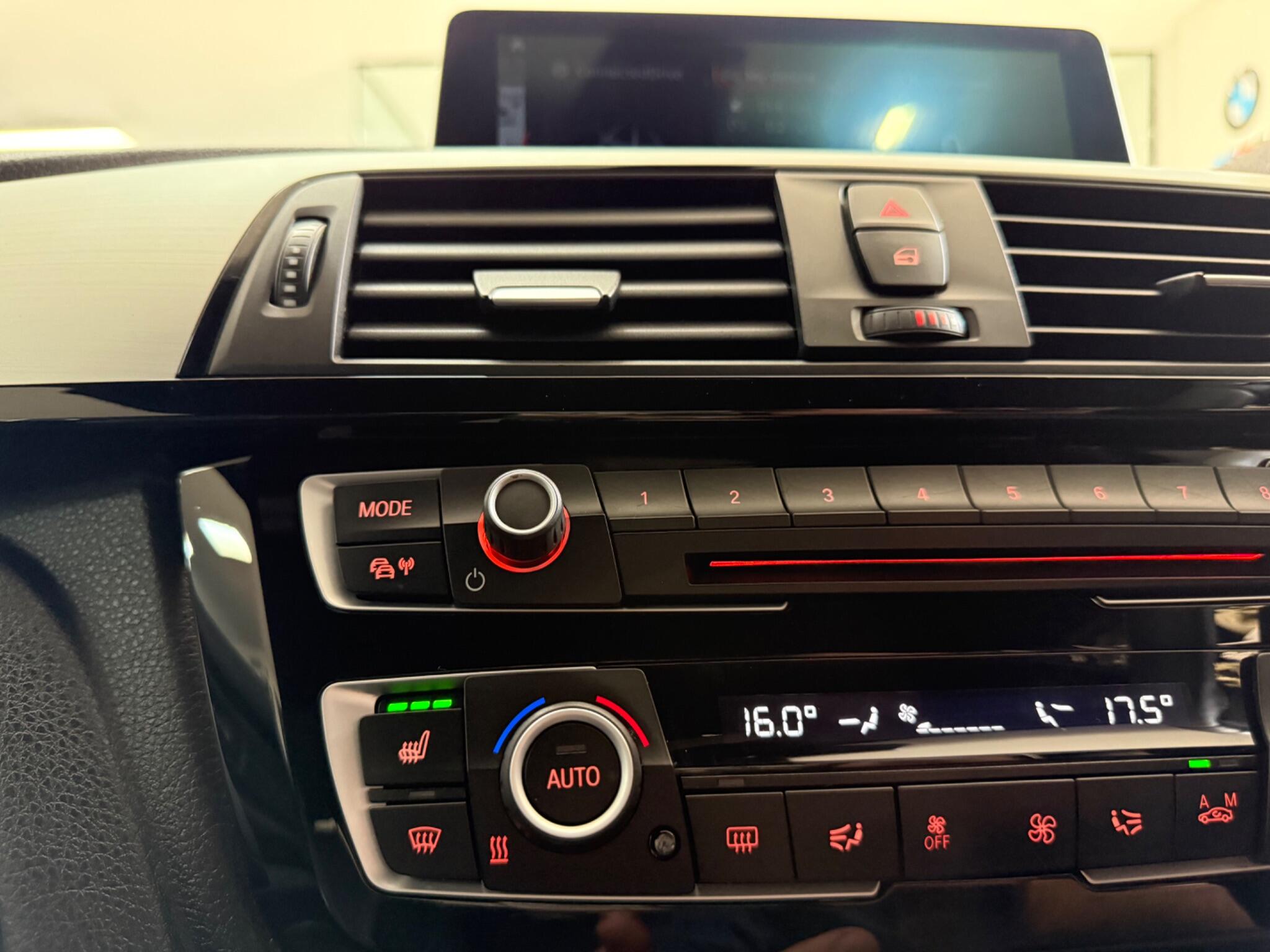 BMW 4 Series view 10