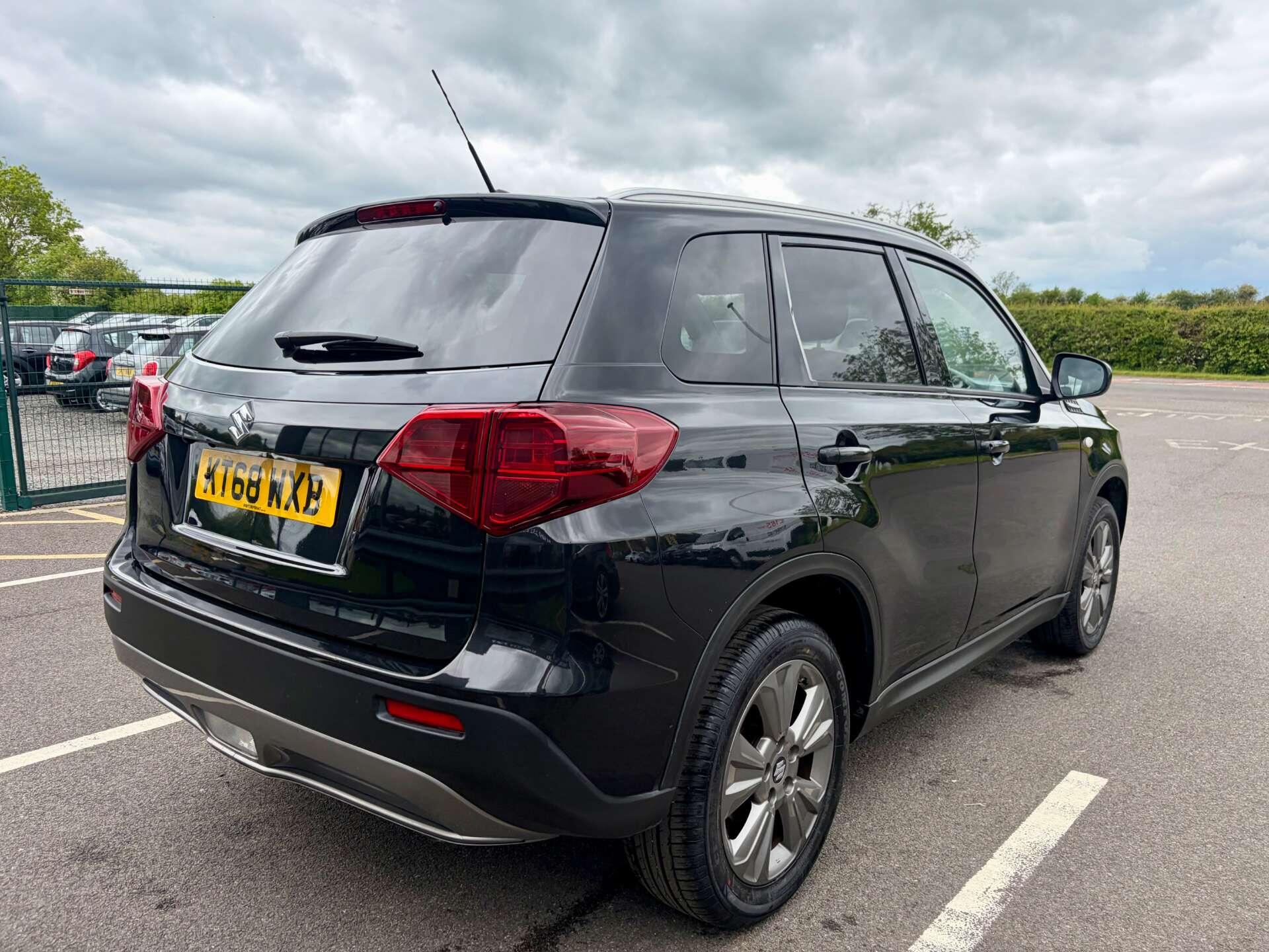 Suzuki Vitara view 8