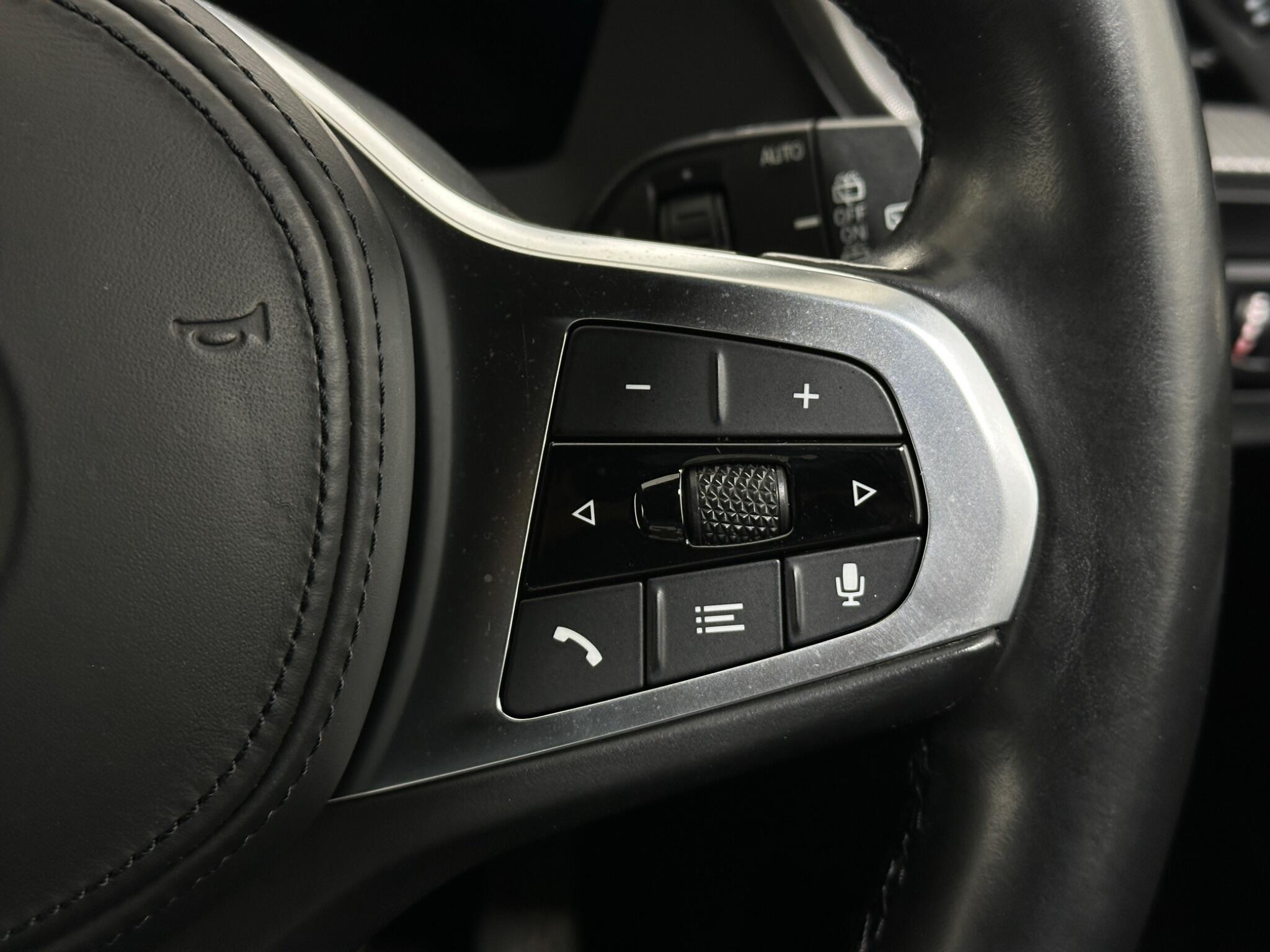 BMW 1 Series view 16