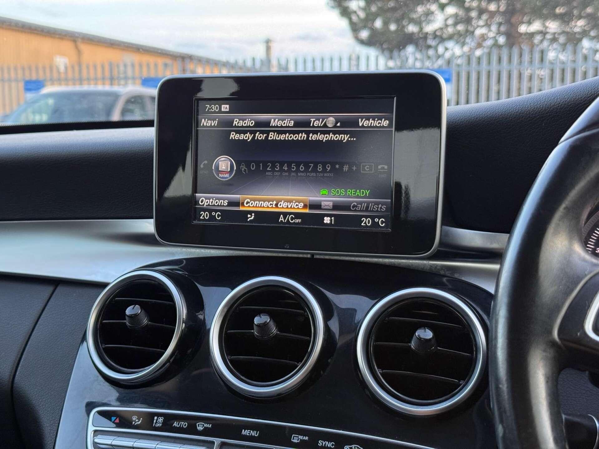Mercedes-Benz C Class view 70