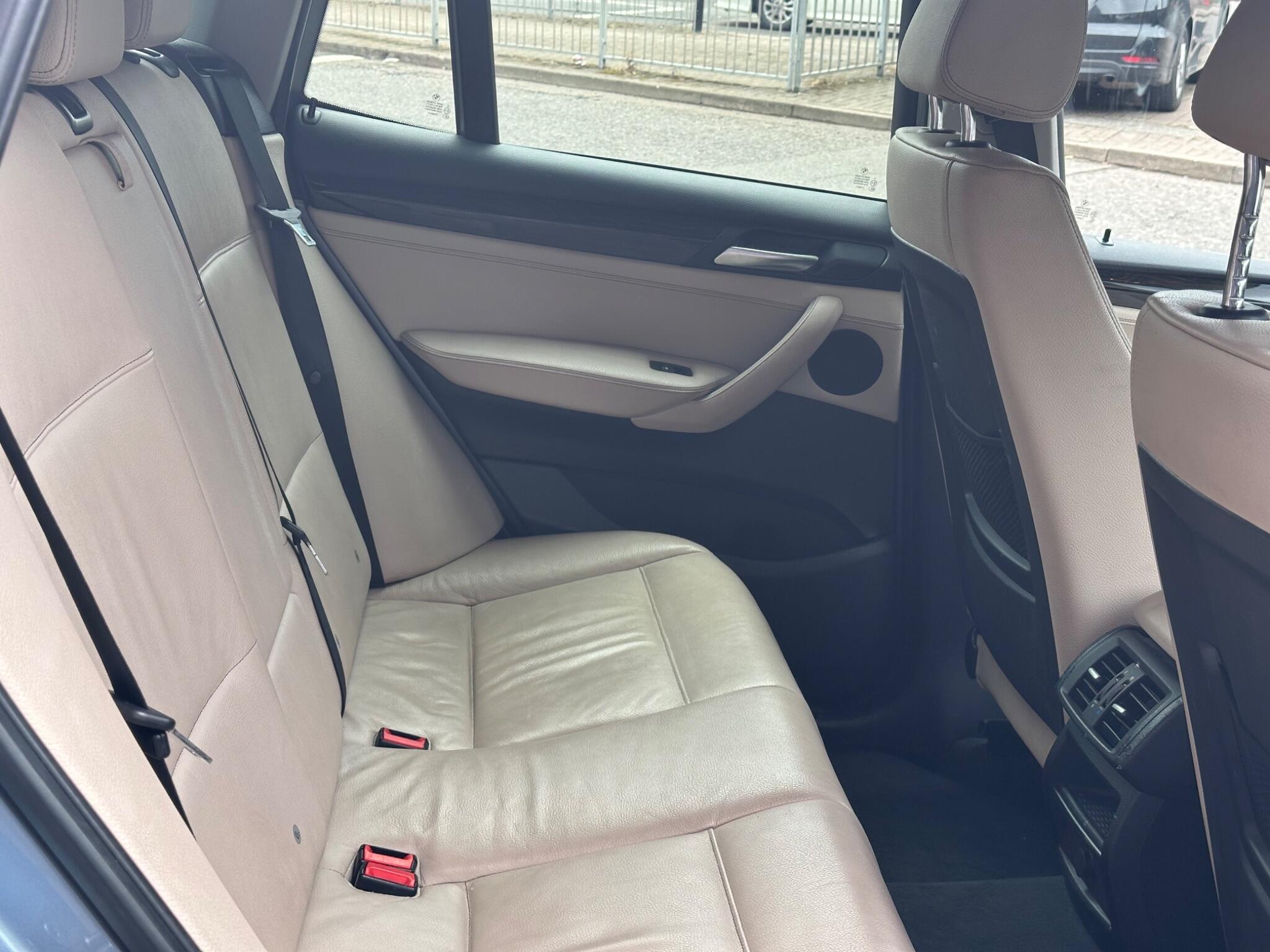 BMW X3 view 29