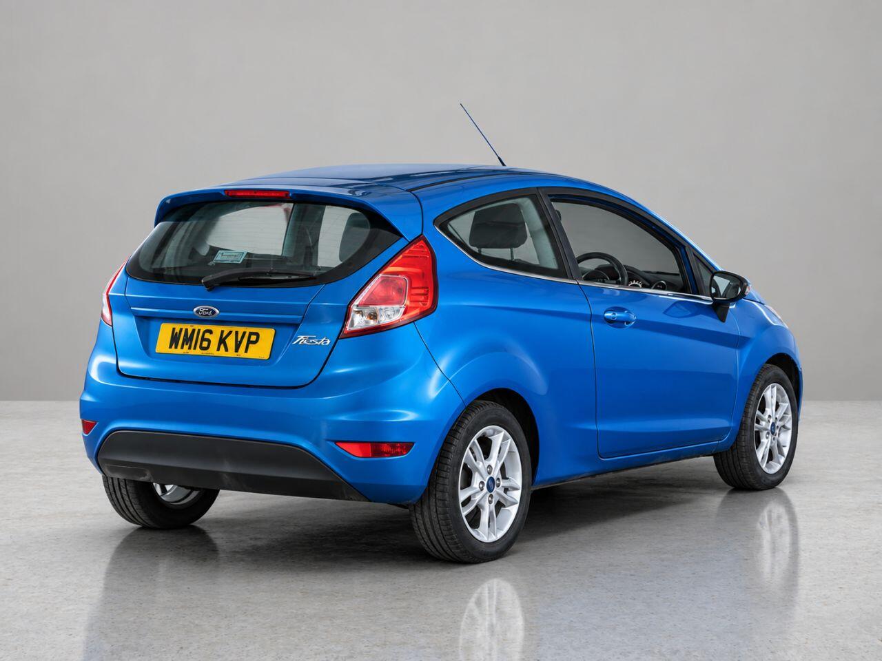 Ford Fiesta view 3
