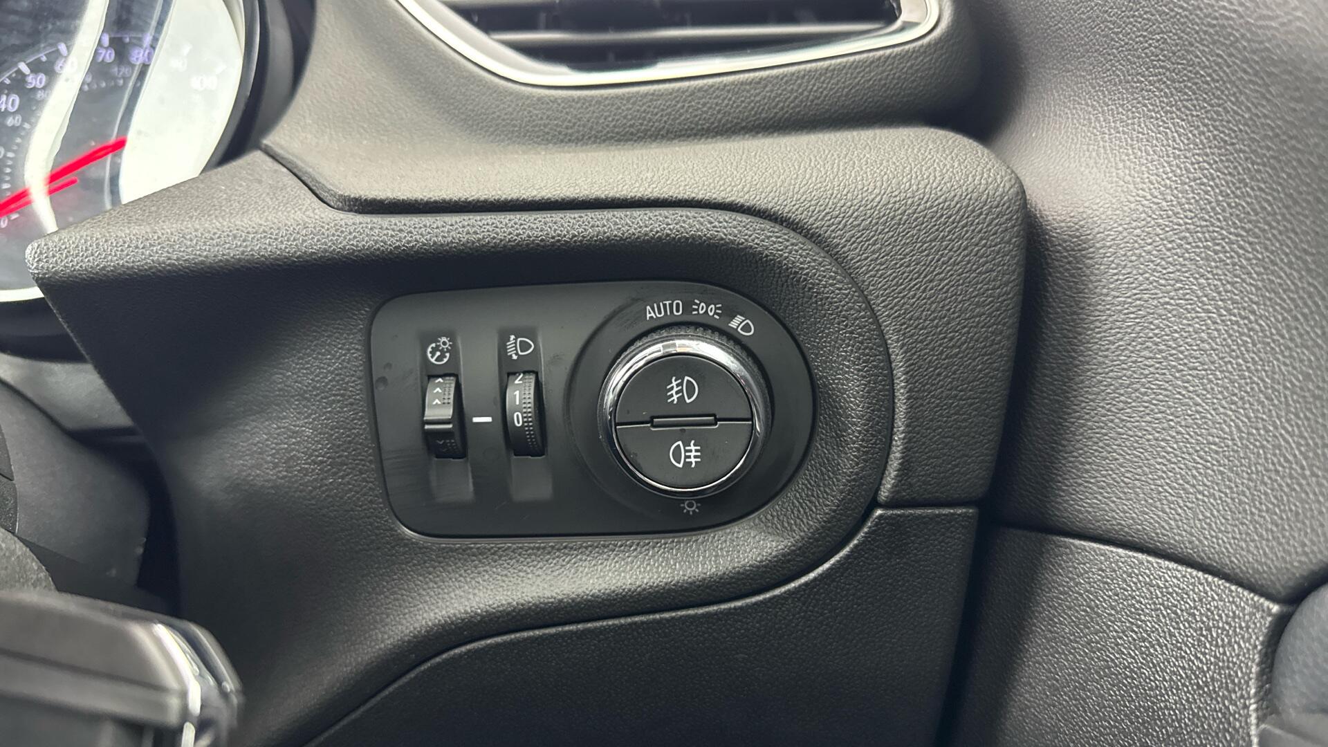 Vauxhall Grandland X view 37