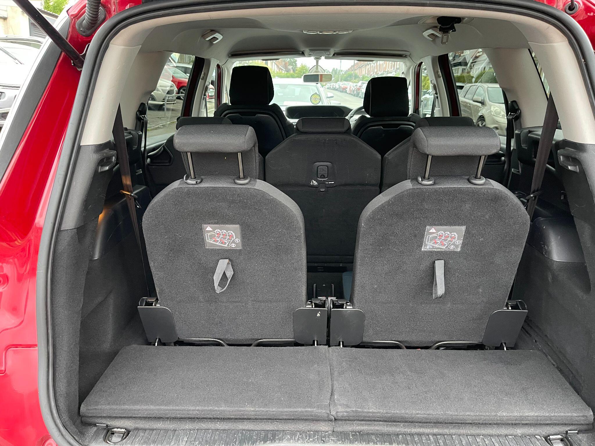 Citroen Grand C4 Picasso view 22