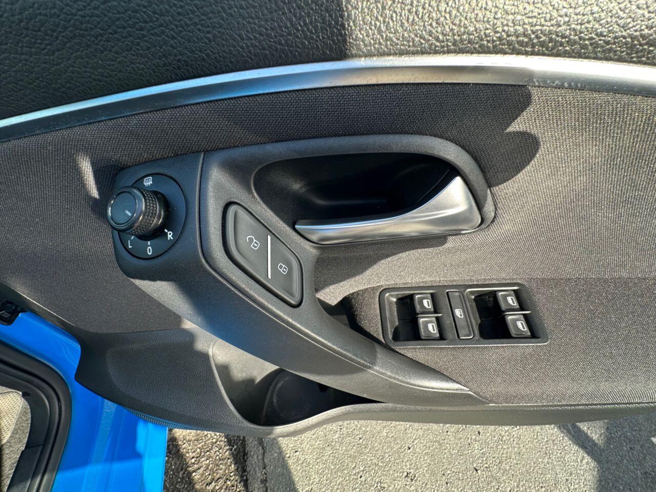 Volkswagen Polo view 46