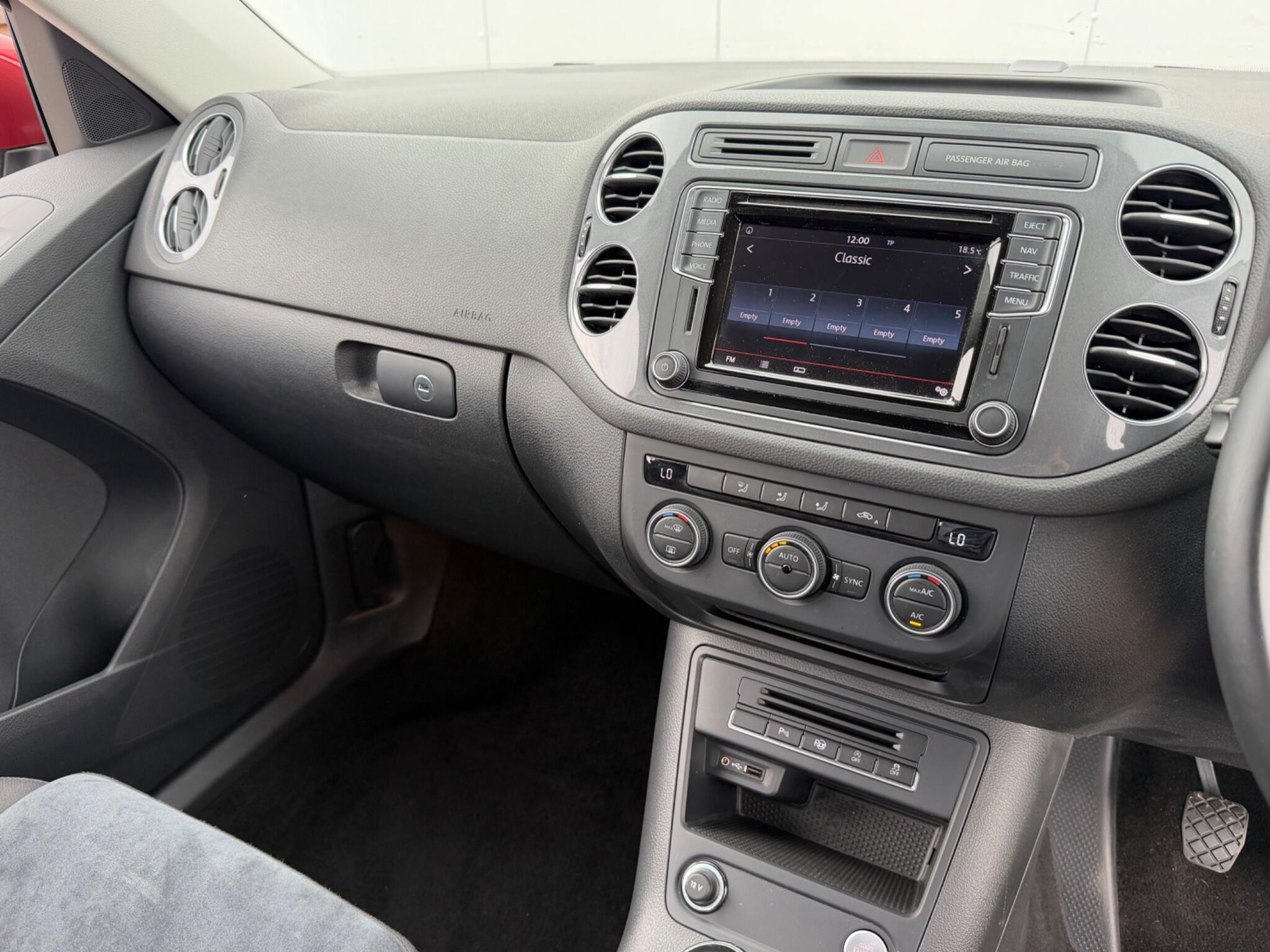 Volkswagen Tiguan view 40