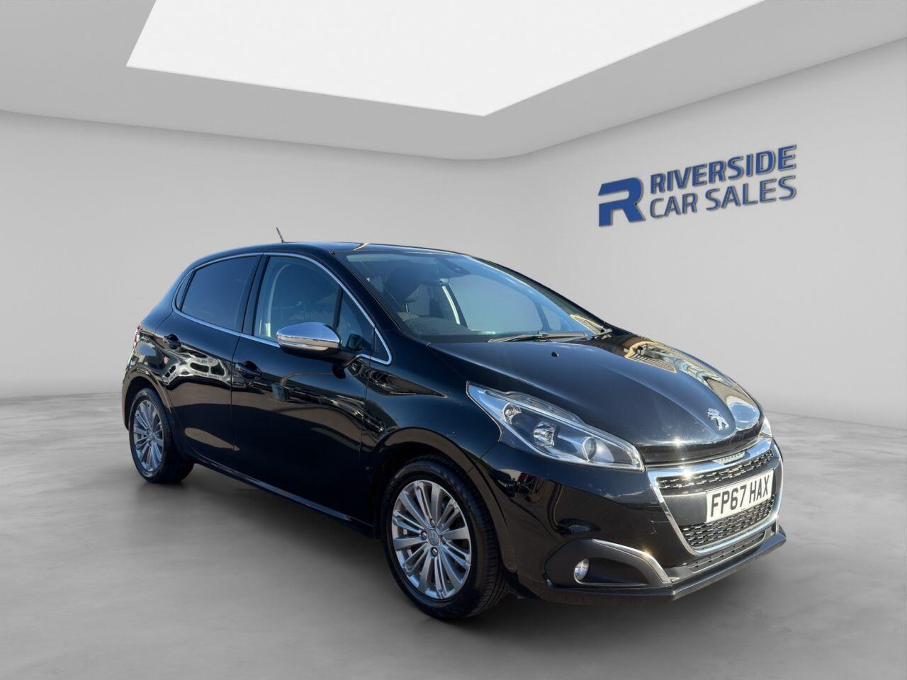 Peugeot 208 main image