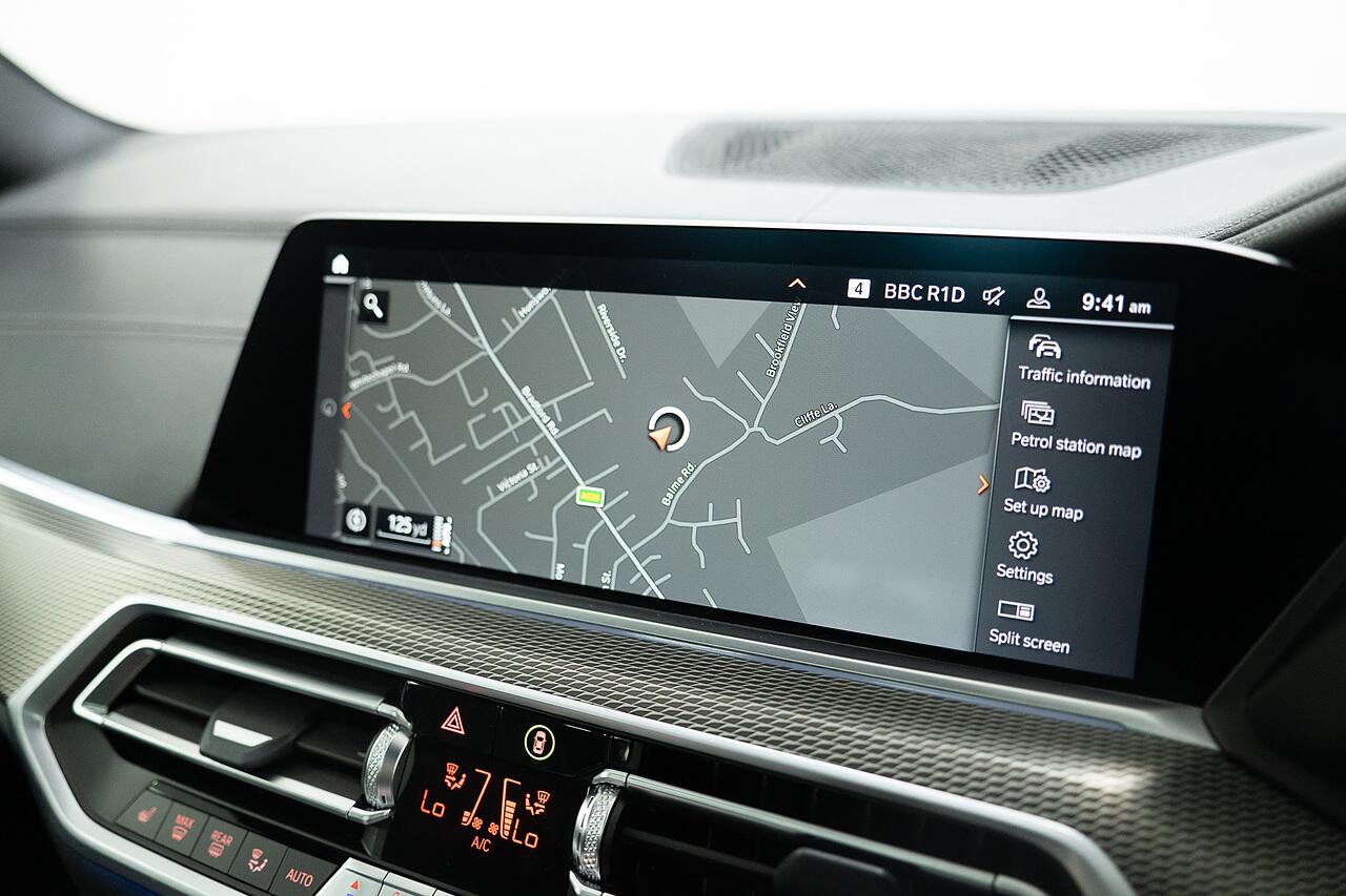 BMW X5 view 21