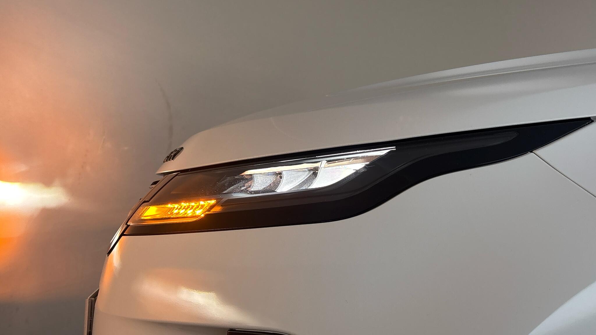 Land Rover Range Rover Evoque view 24