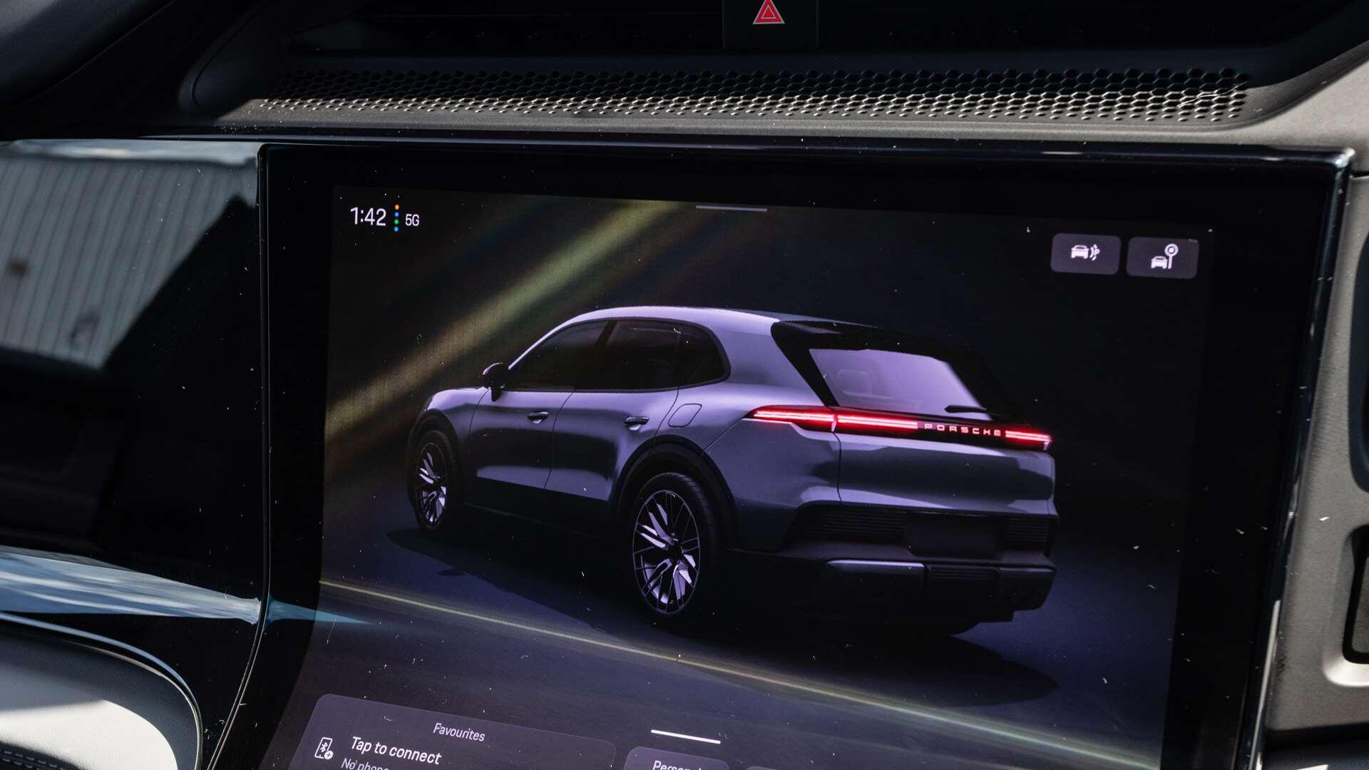 Porsche Cayenne view 26