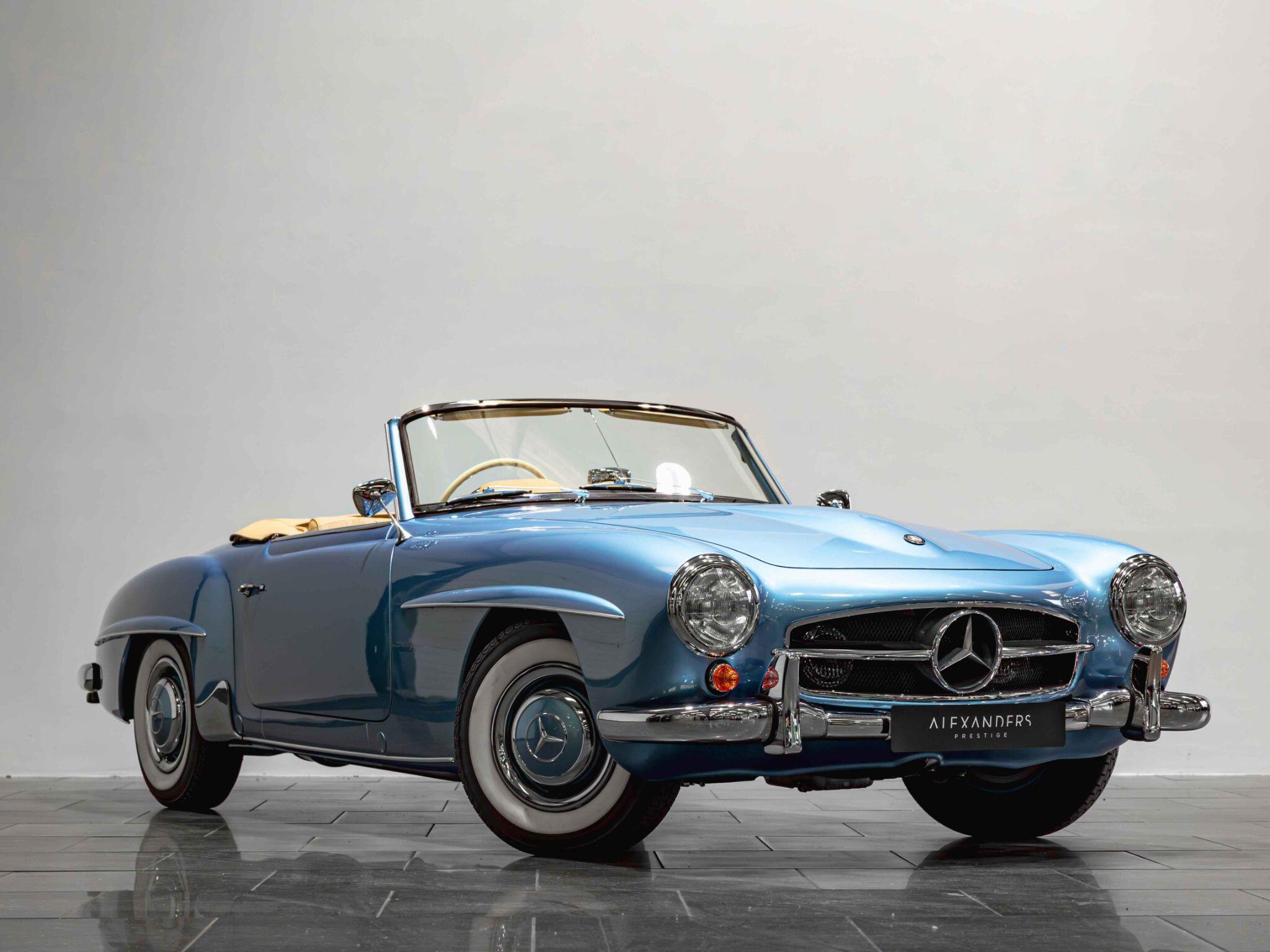 Mercedes-Benz 190 SL view 9