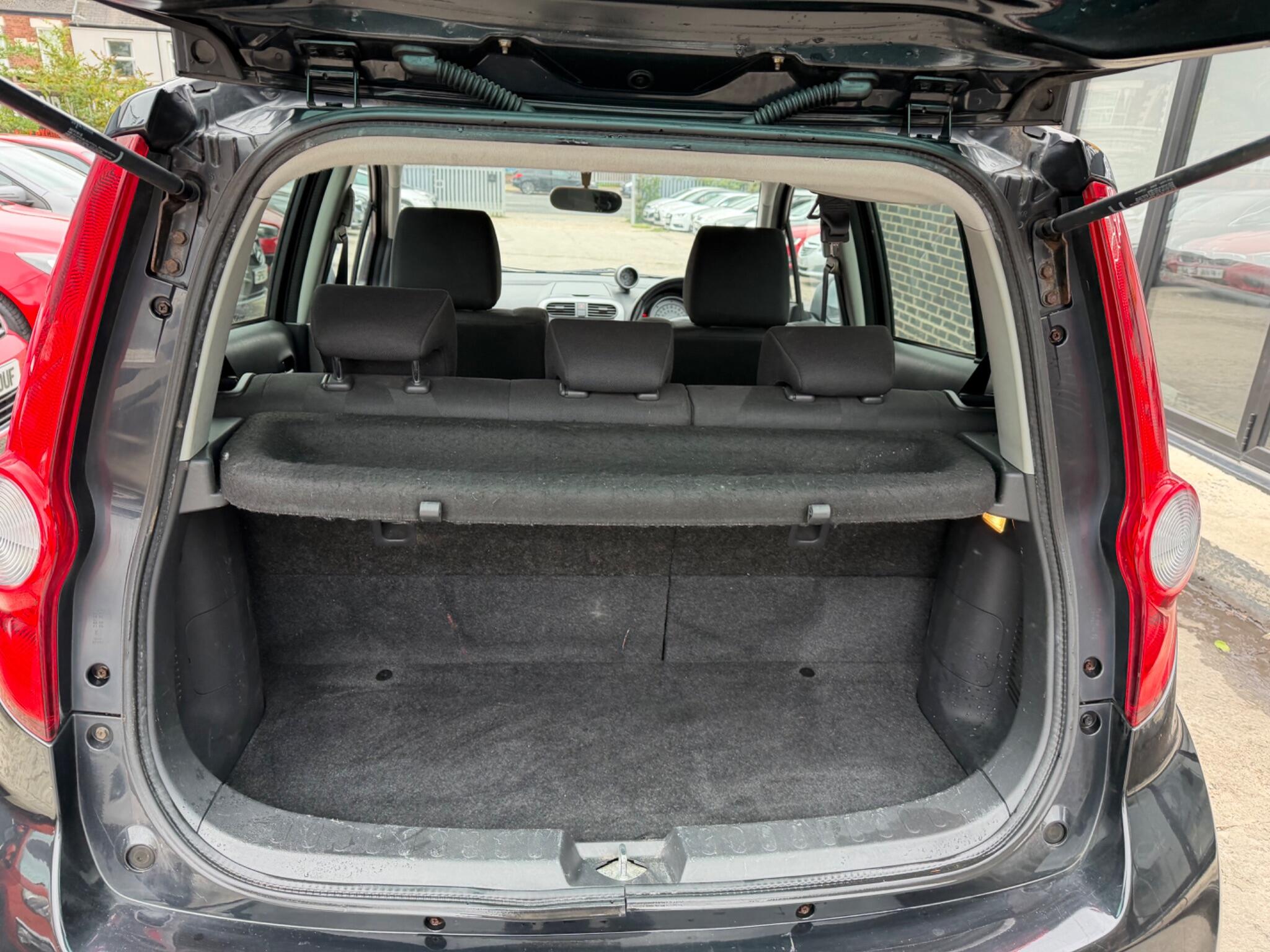 Vauxhall Agila view 45