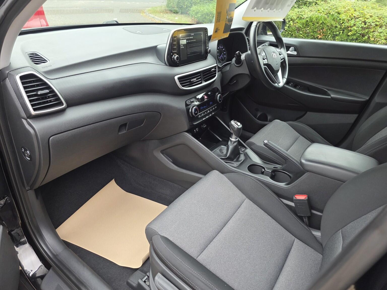 Hyundai Tucson view 22