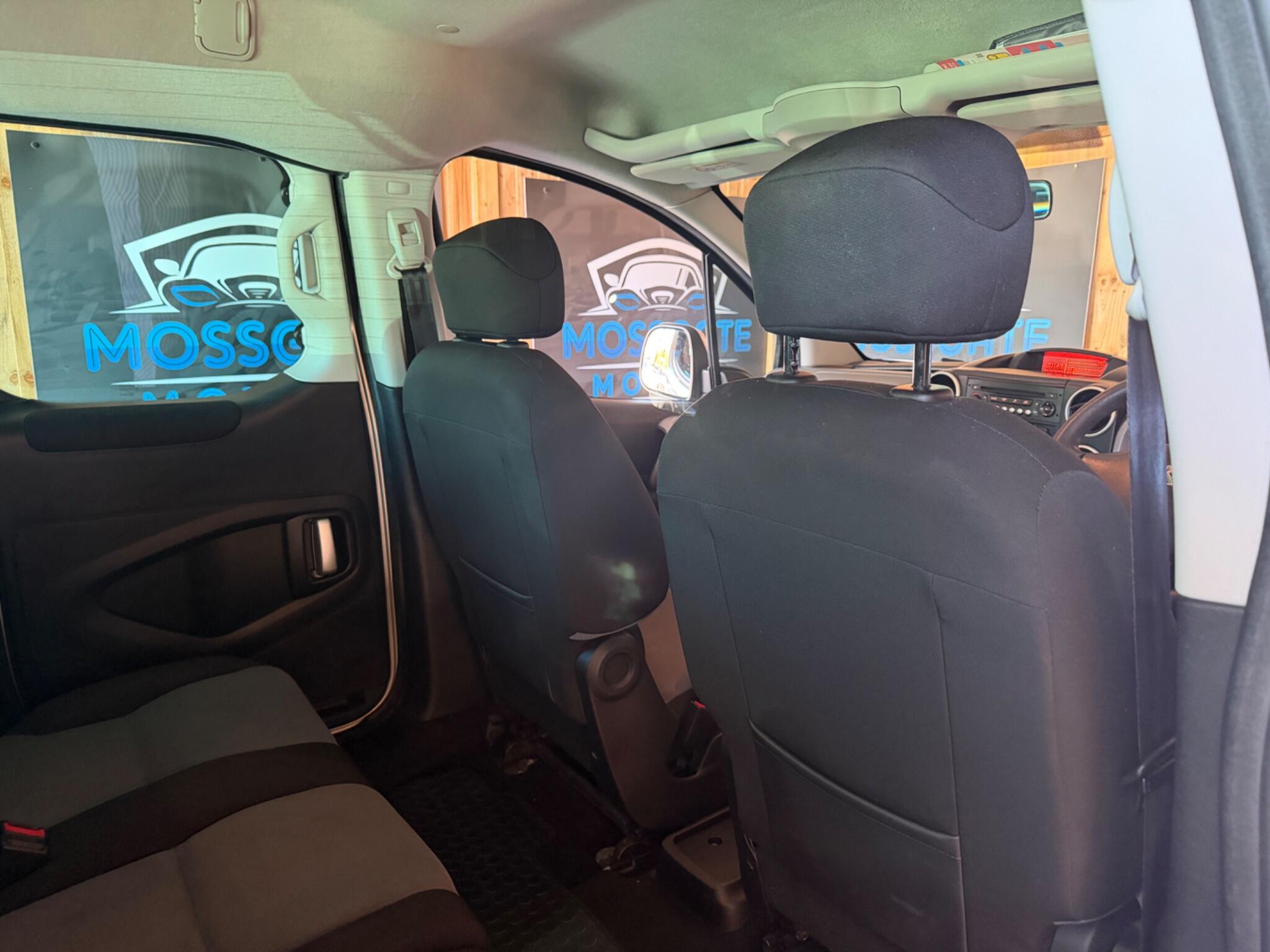 Peugeot Partner Tepee view 19