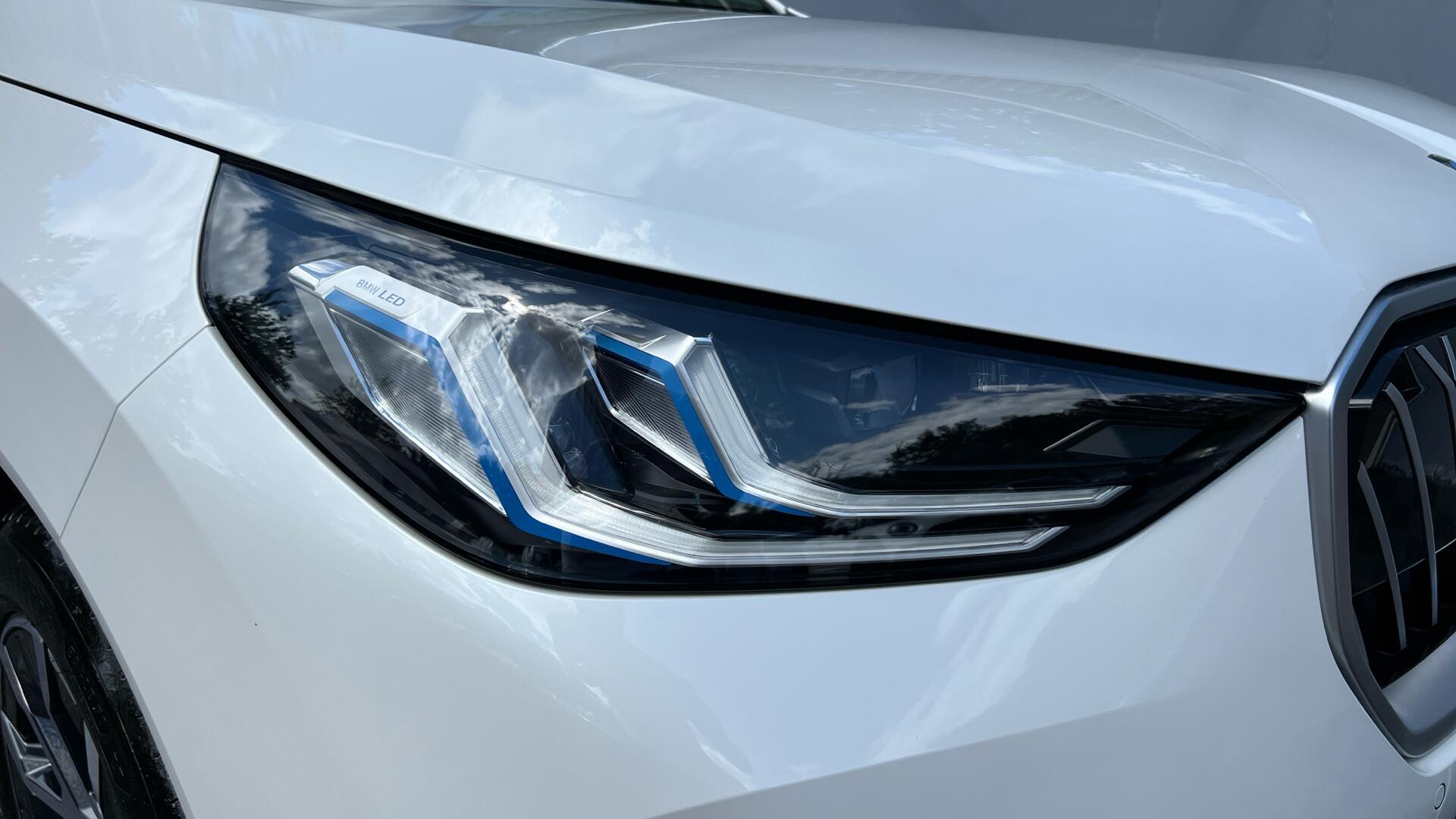 BMW X3 view 23