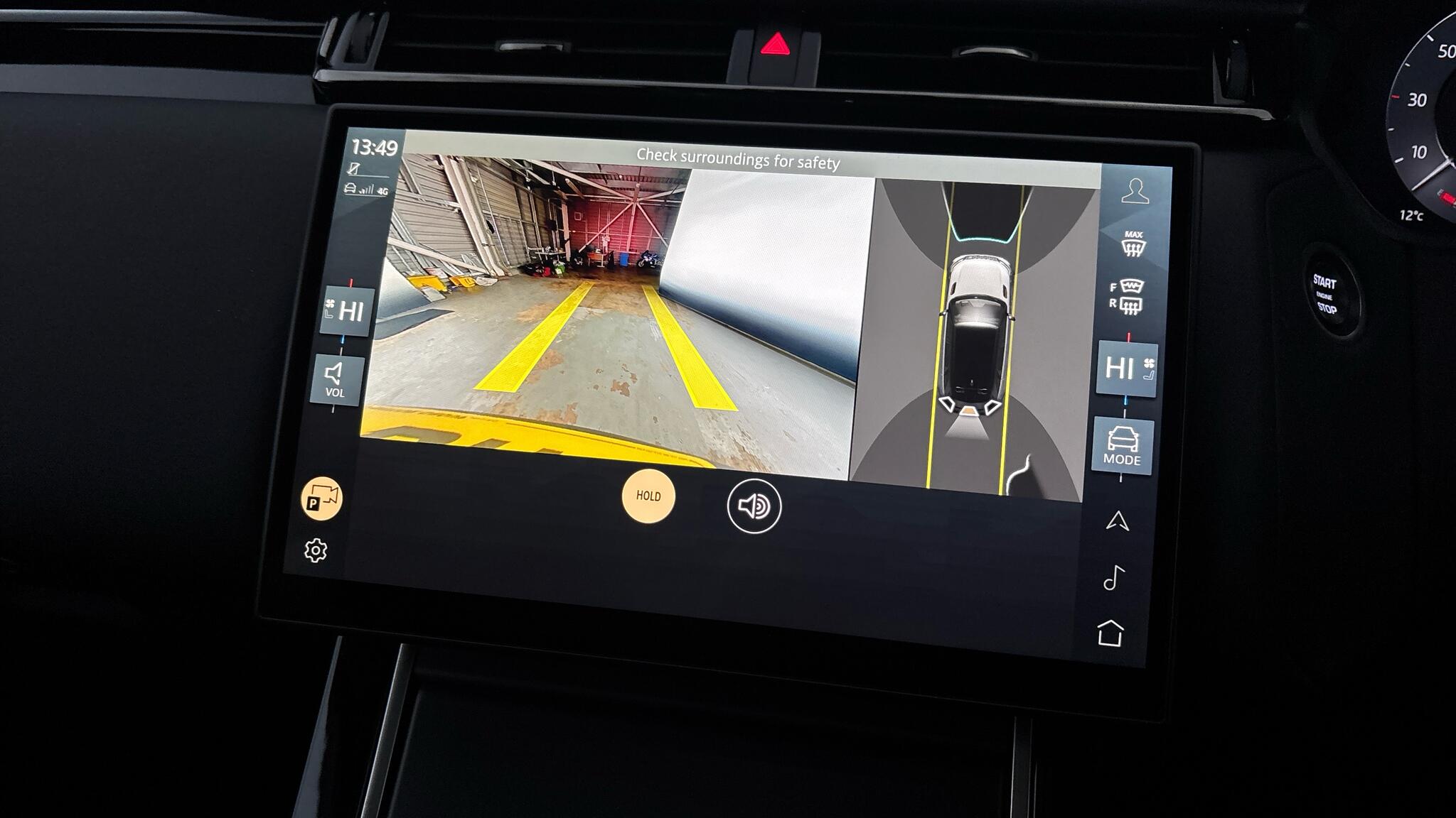 Land Rover Range Rover Velar view 12
