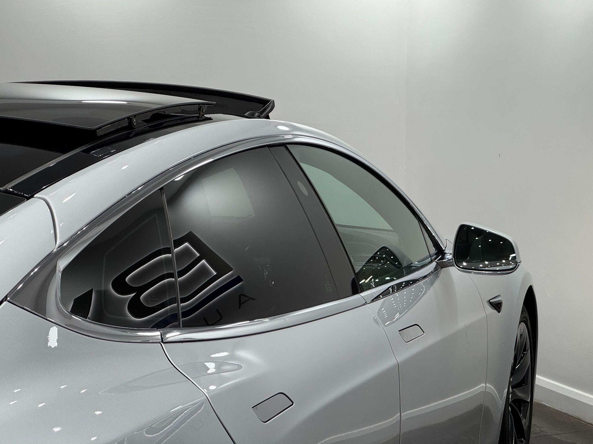 Tesla Model S view 24