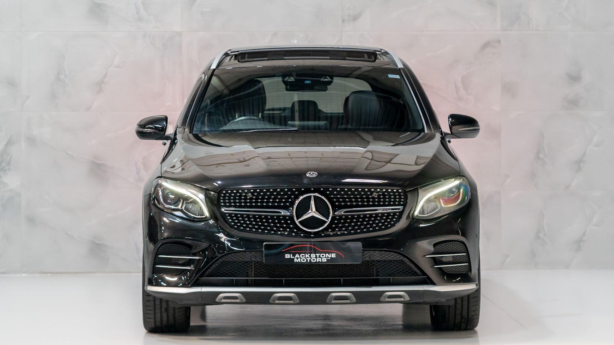 Mercedes-Benz GLC view 2