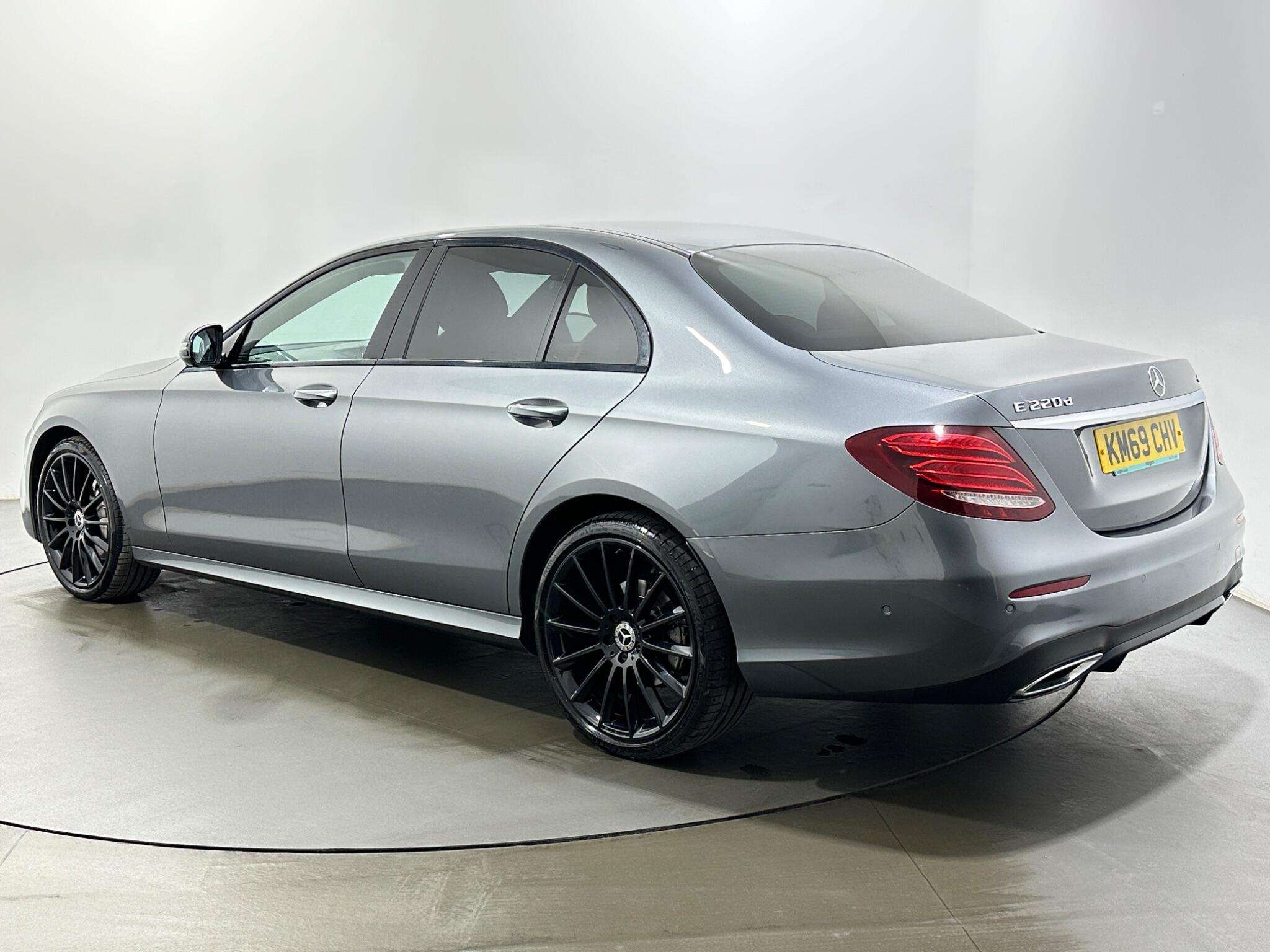 Mercedes-Benz E-Class view 6